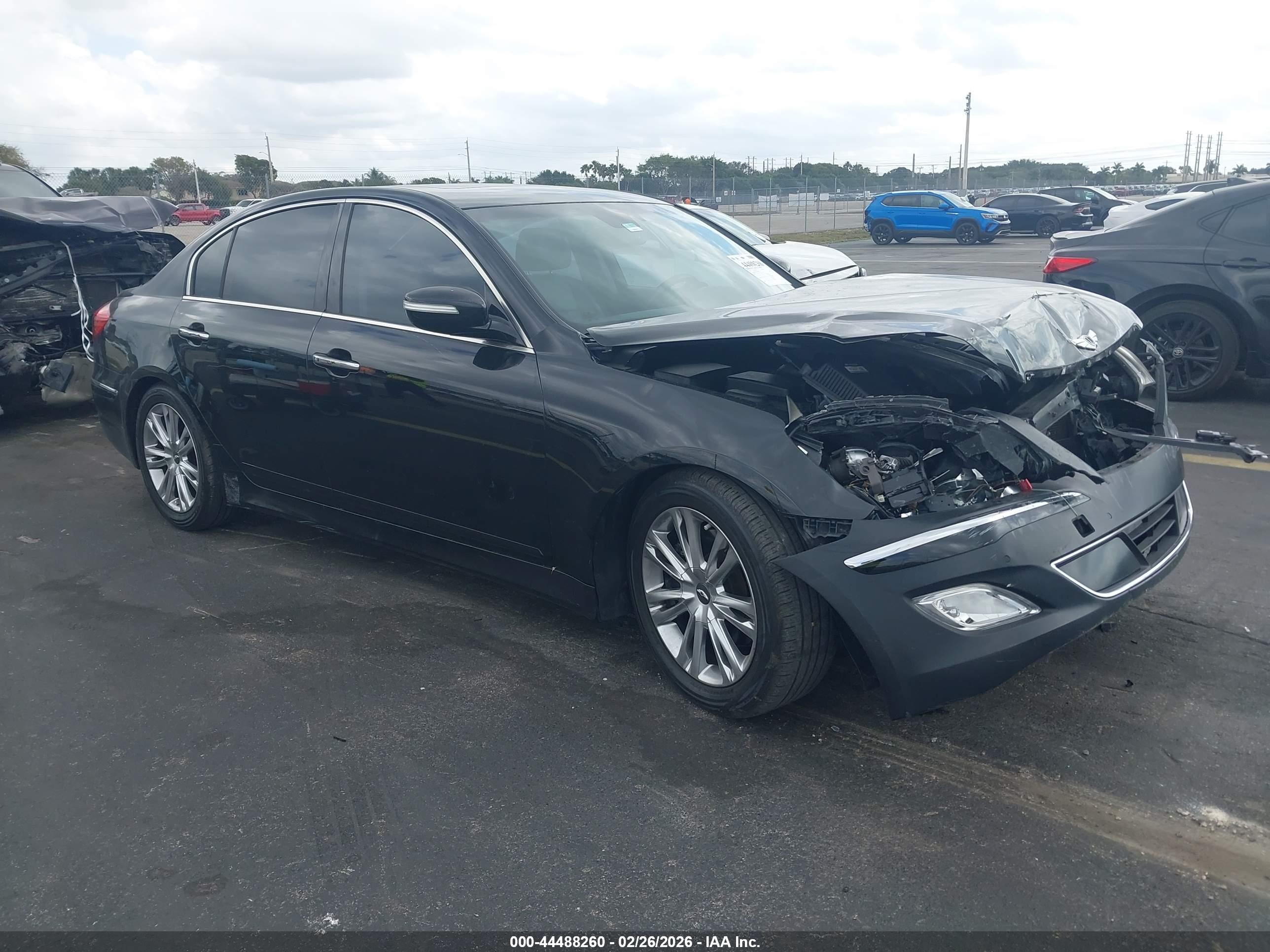 2013 Hyundai Genesis 3.8L, VIN KMHGC4DD0DU241495 — Front end
