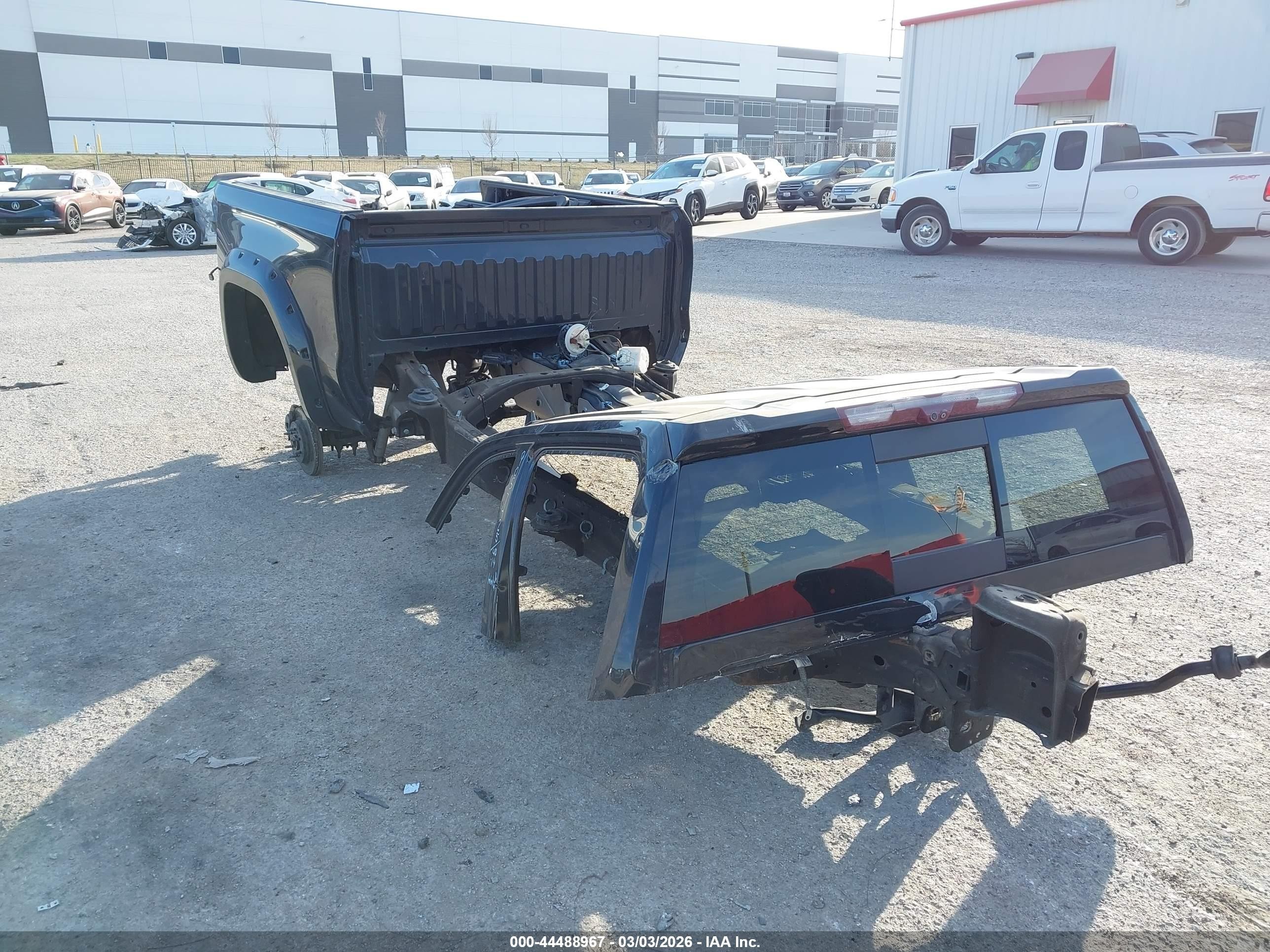 2020 GMC Sierra 1500 AT4, VIN 1GTP9EEL1LZ302921 — Stripped