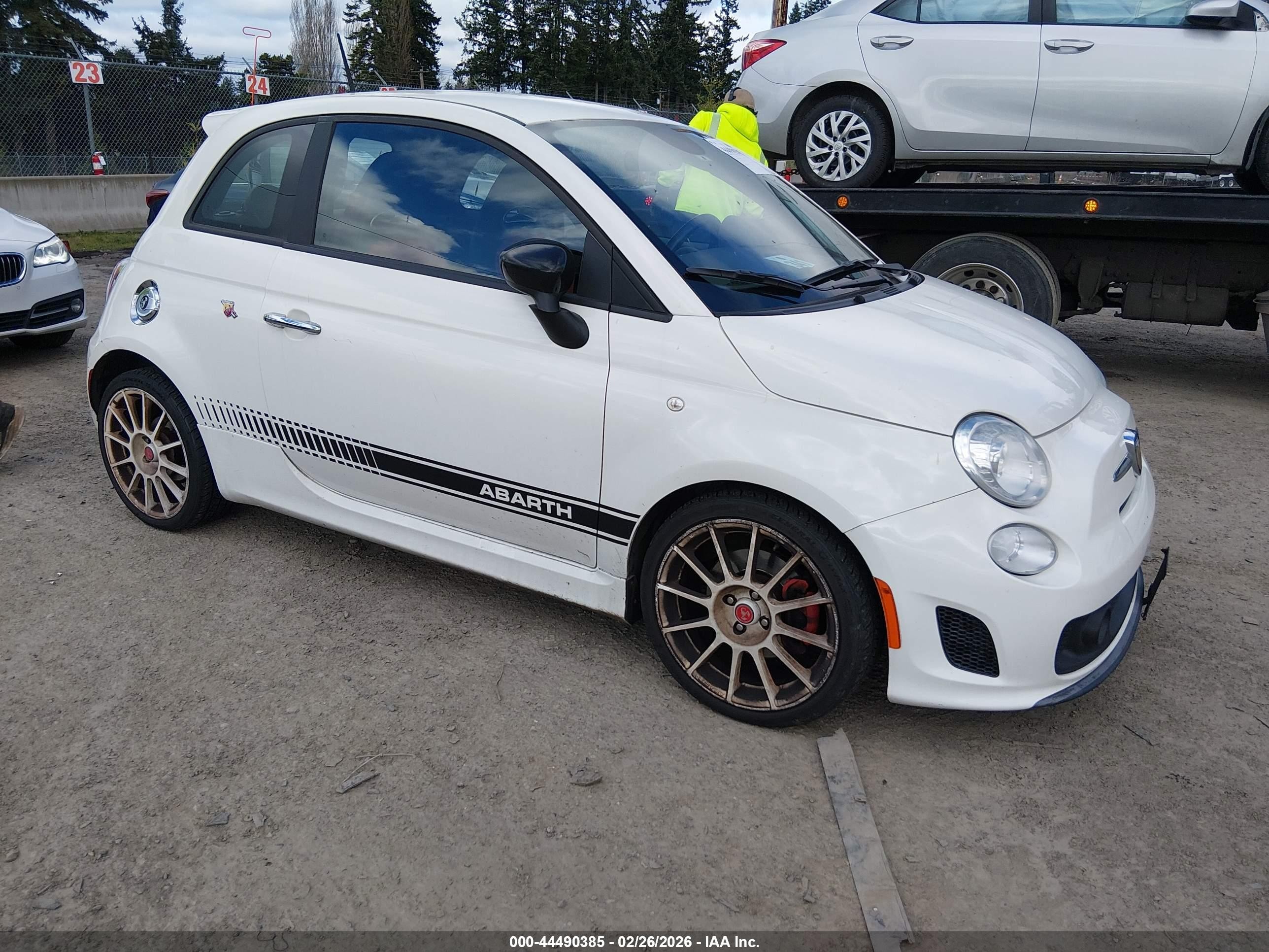 2014 FIAT 500 Abarth, VIN 3C3CFFFH1ET291666 — Normal wear