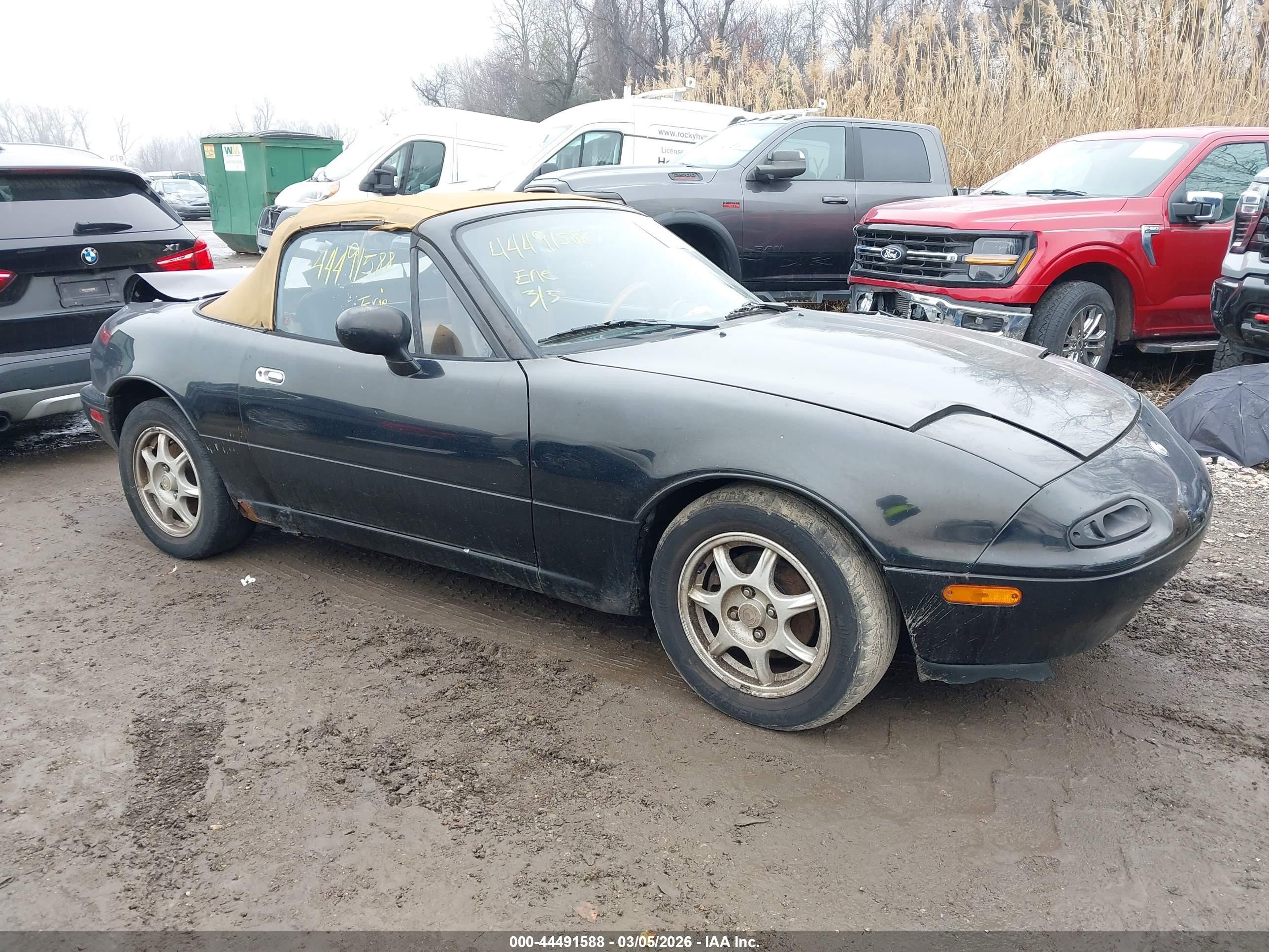 1995 Mazda MX-5 Miata, VIN JM1NA353XS0616931 — Rear end