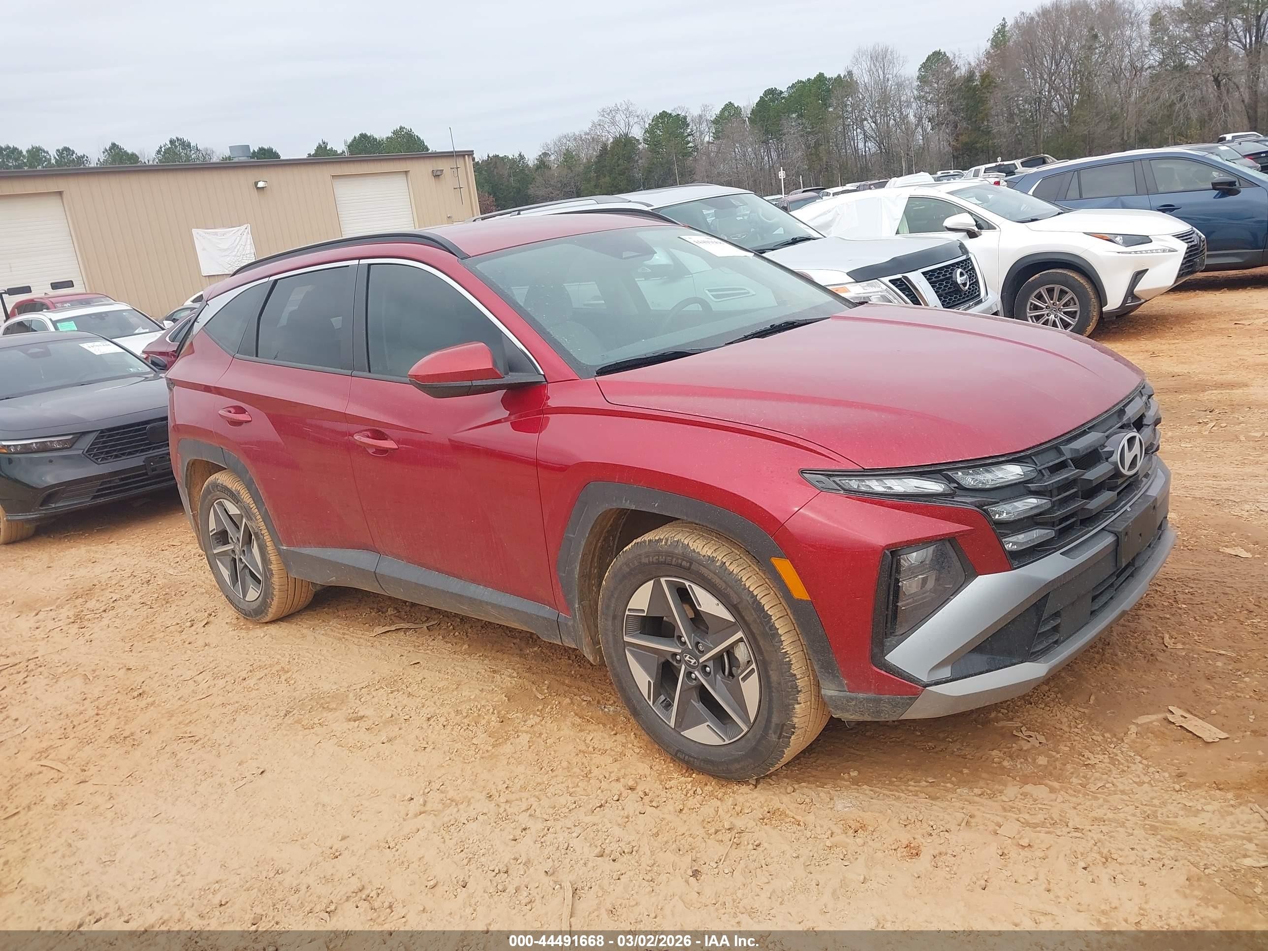 2025 Hyundai Tucson SEL, VIN 5NMJB3DE5SH512815 — Зад
