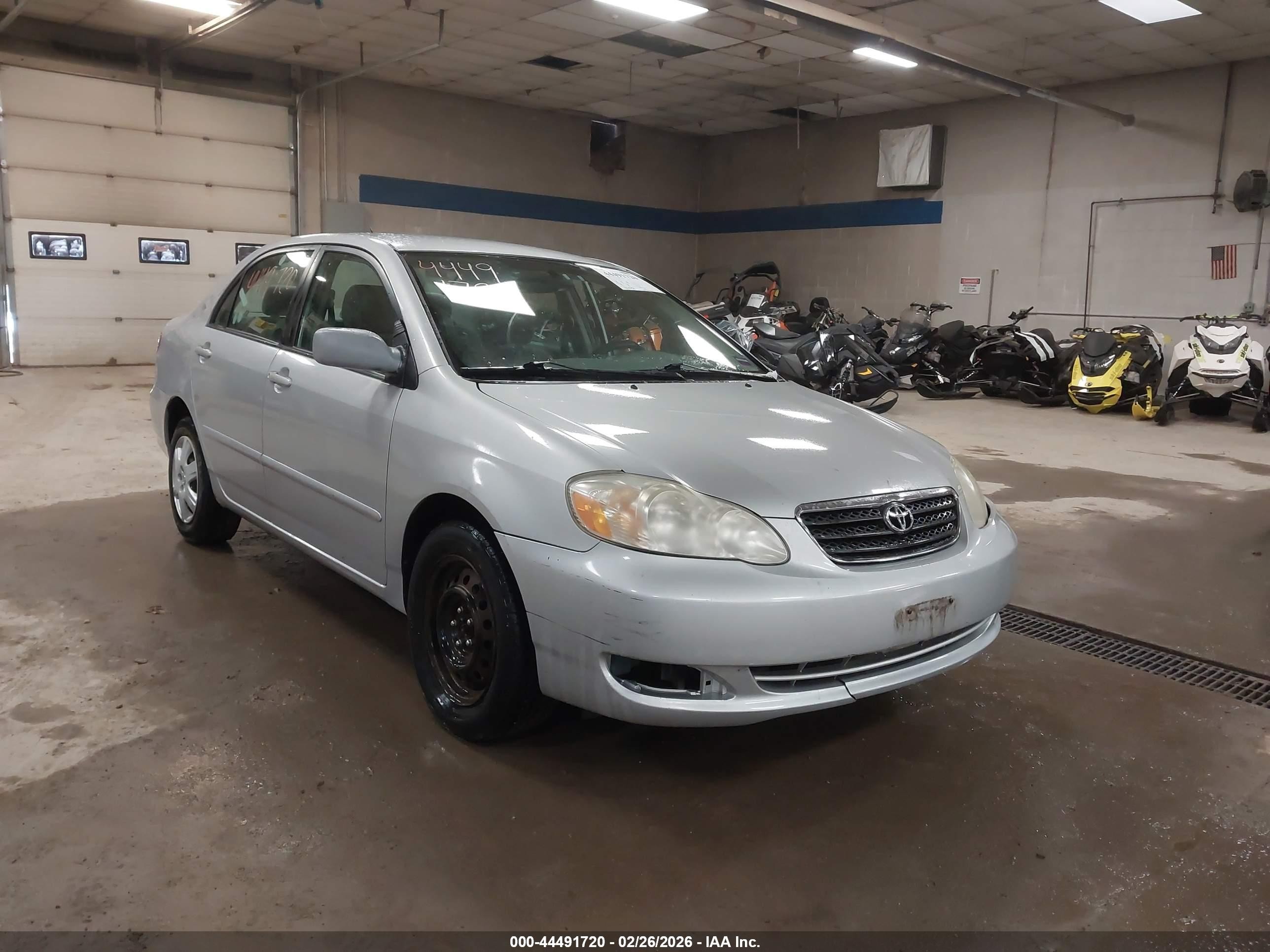 2005 Toyota Corolla CE, VIN 2T1BR32E55C386596 — Side