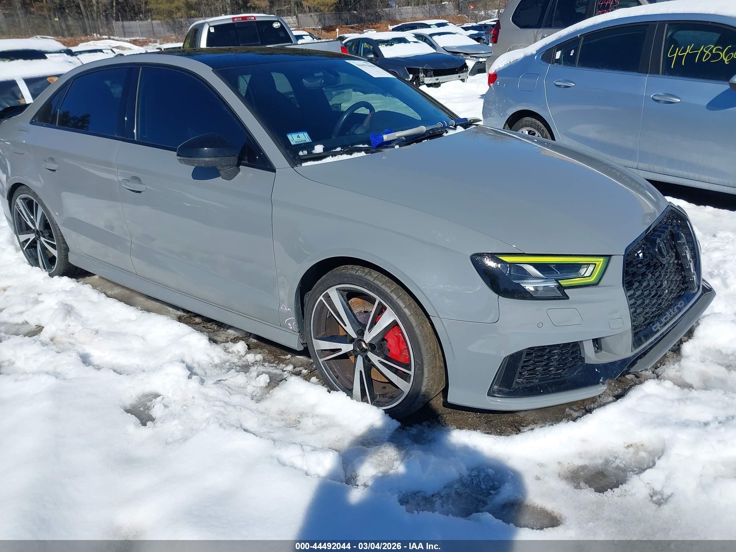 2018 Audi RS 3, VIN WUABWGFF6J1903716 — Перед