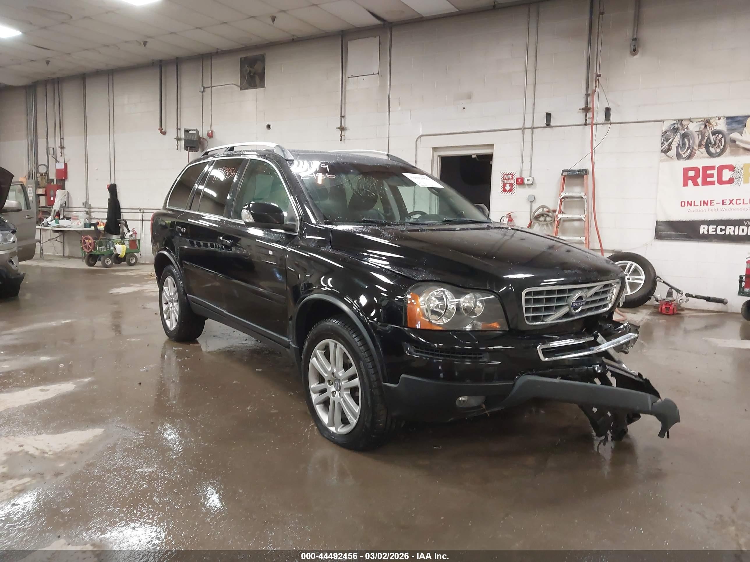 2012 Volvo XC90, VIN YV4952CZ4C1617461 — Front end