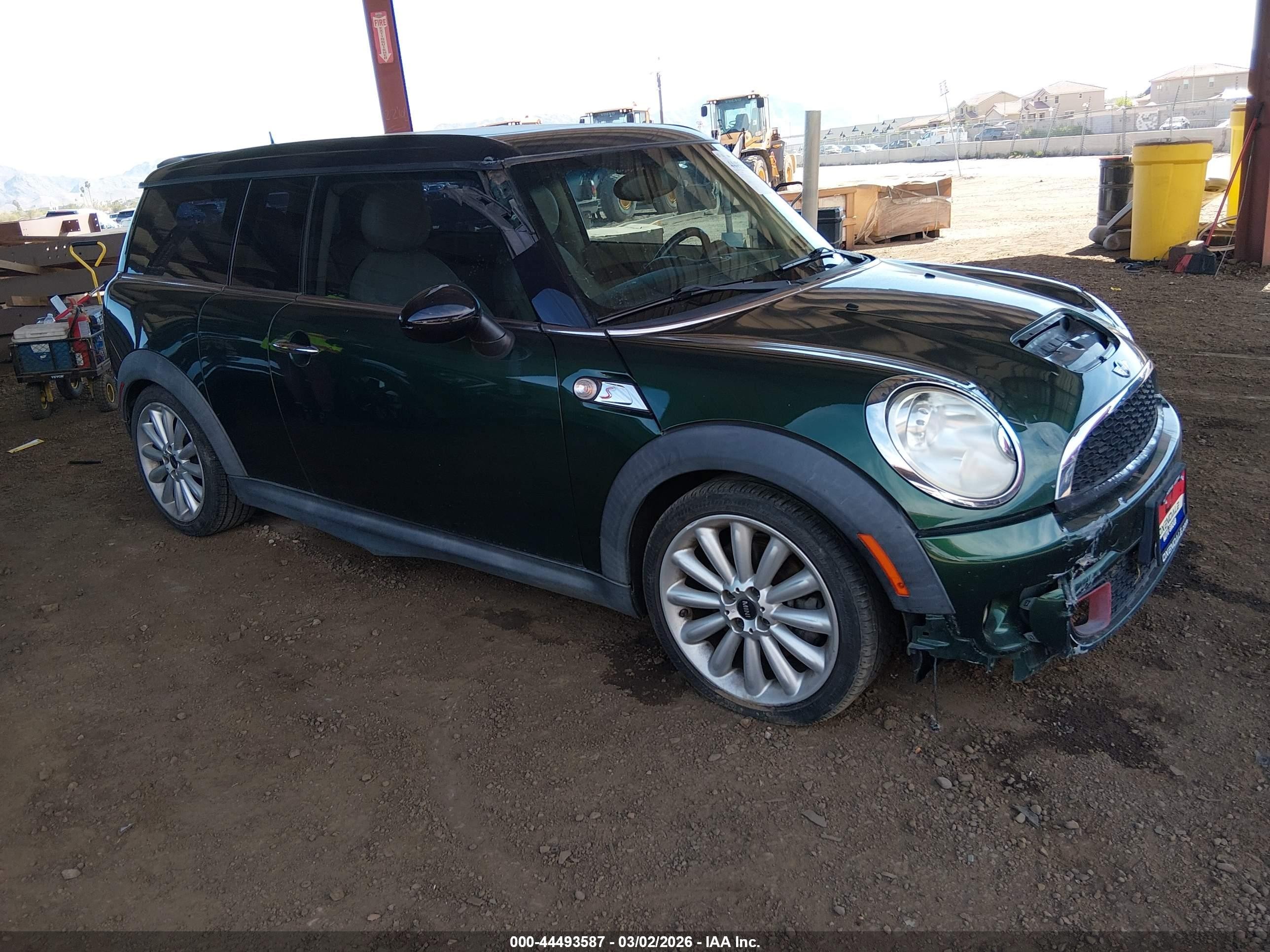 2011 MINI Clubman S, VIN WMWZG3C59BTY30387 — Front end