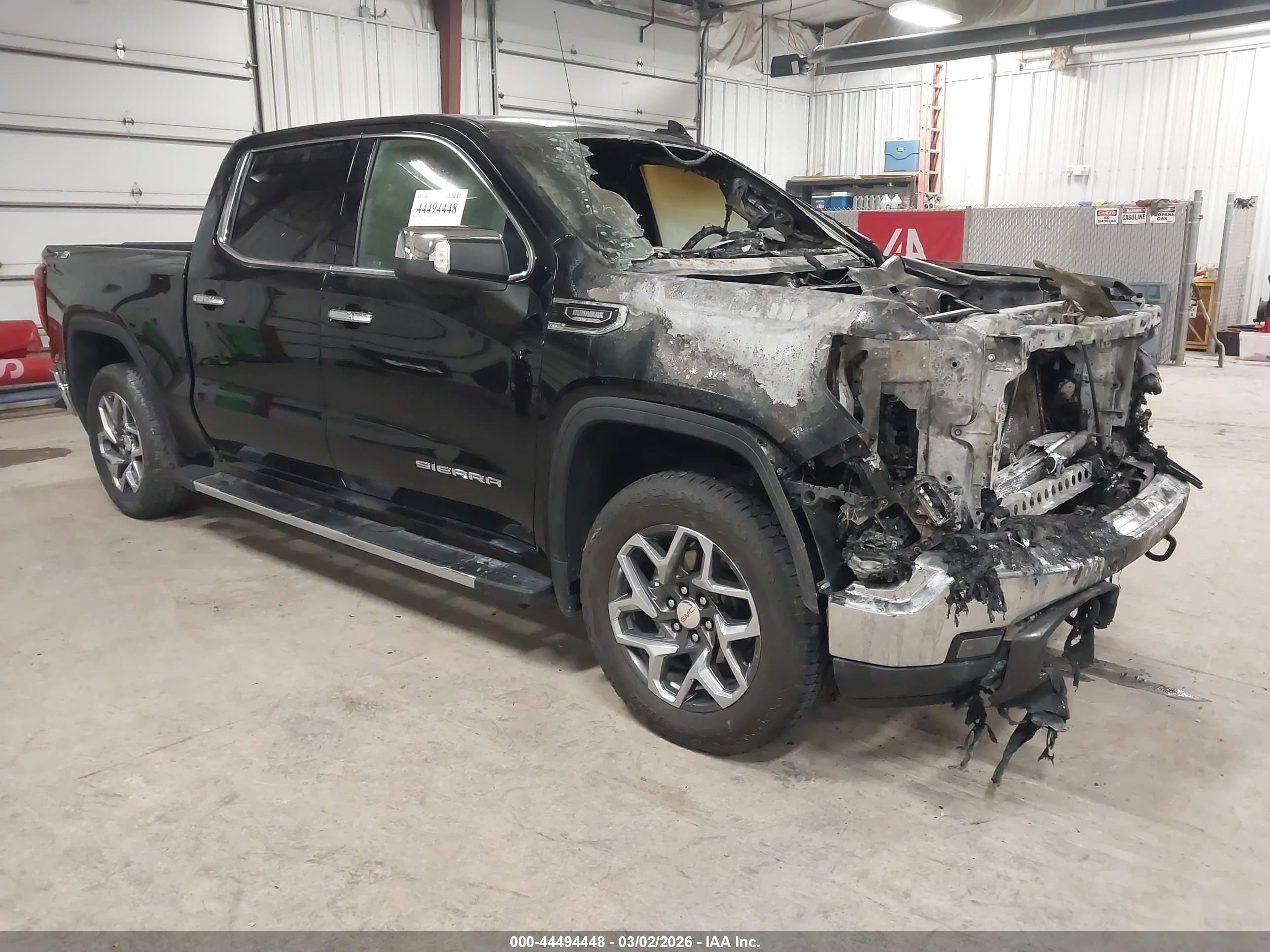 2024 GMC Sierra 1500 SLT, VIN 3GTUUDE84RG251270 — Engine fire