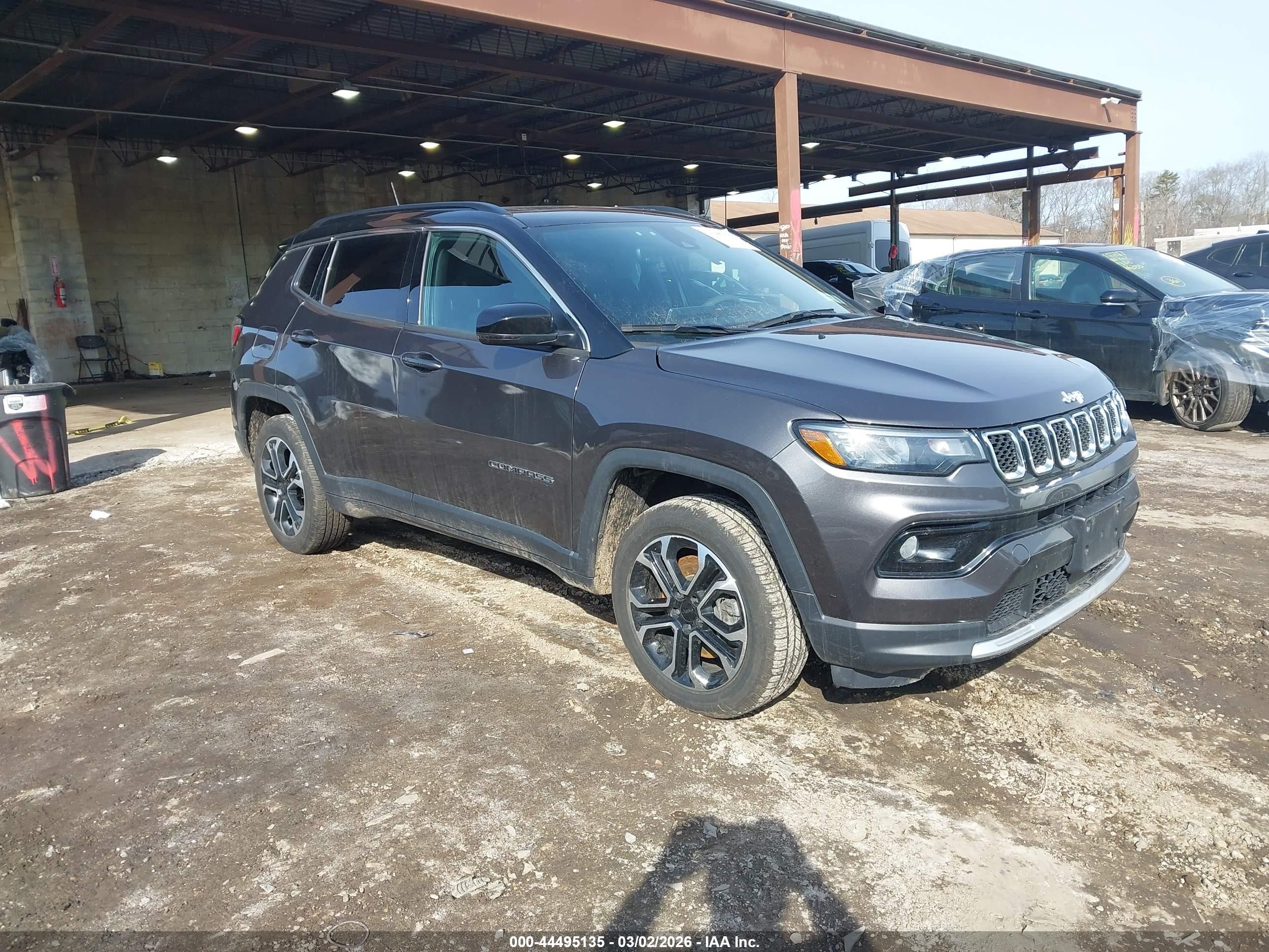 2023 Jeep Compass Limited, VIN 3C4NJDCN6PT512666 — Side