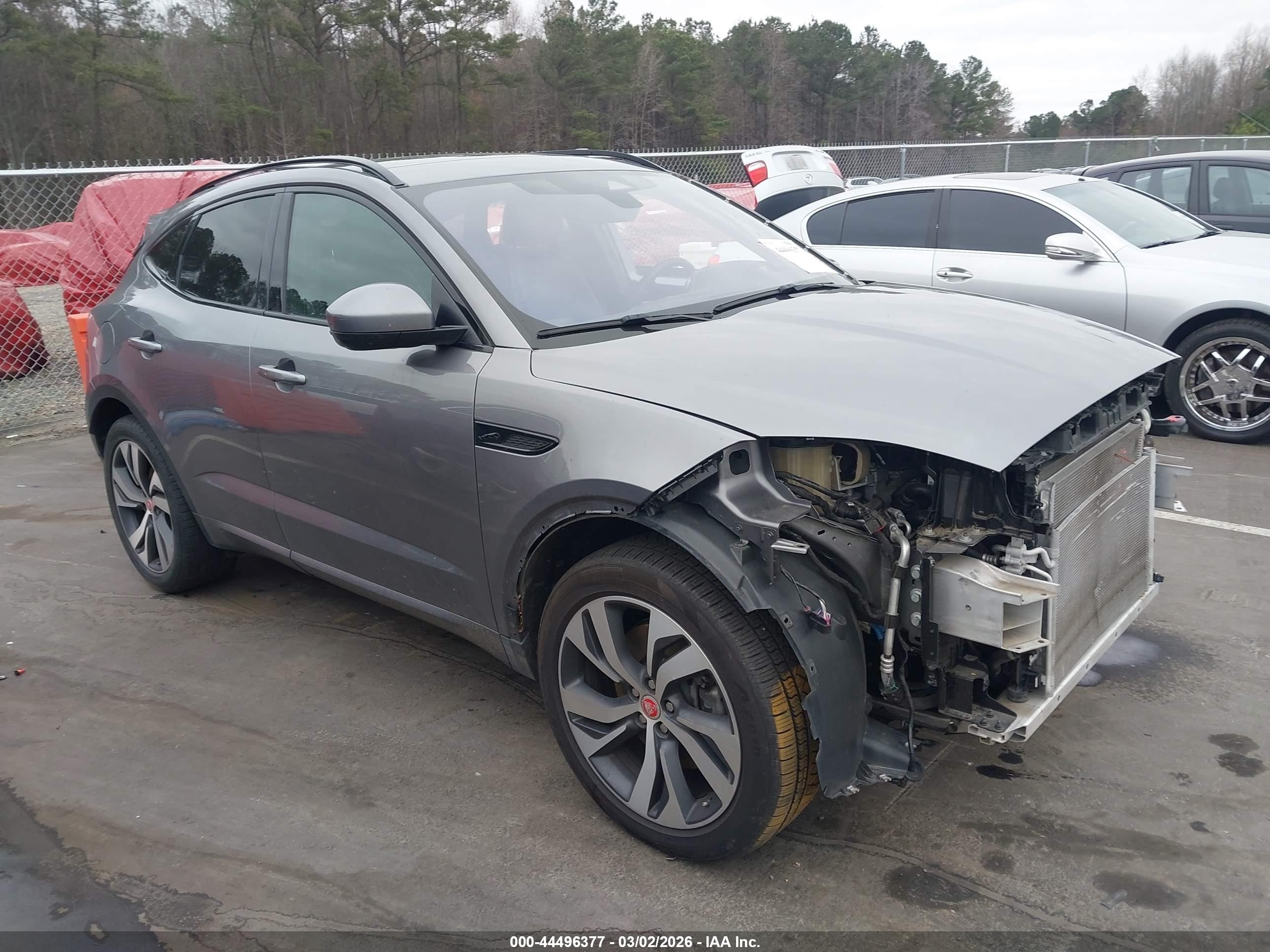2021 Jaguar E-Pace 300 Sport, VIN SADF12GX8M1023505 — Перед