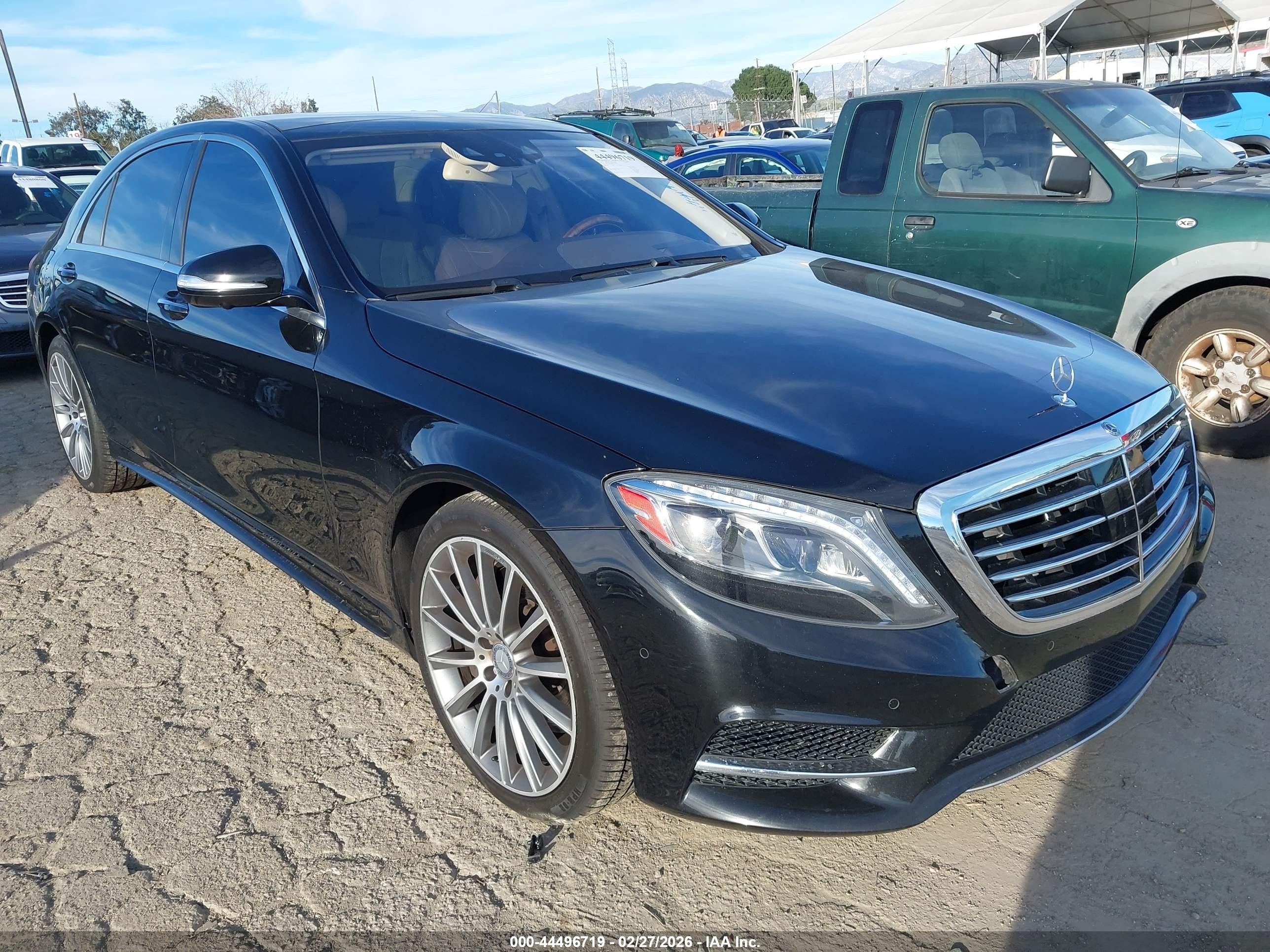 2015 Mercedes-Benz S 550, VIN WDDUG8CB9FA132062 — Rear end