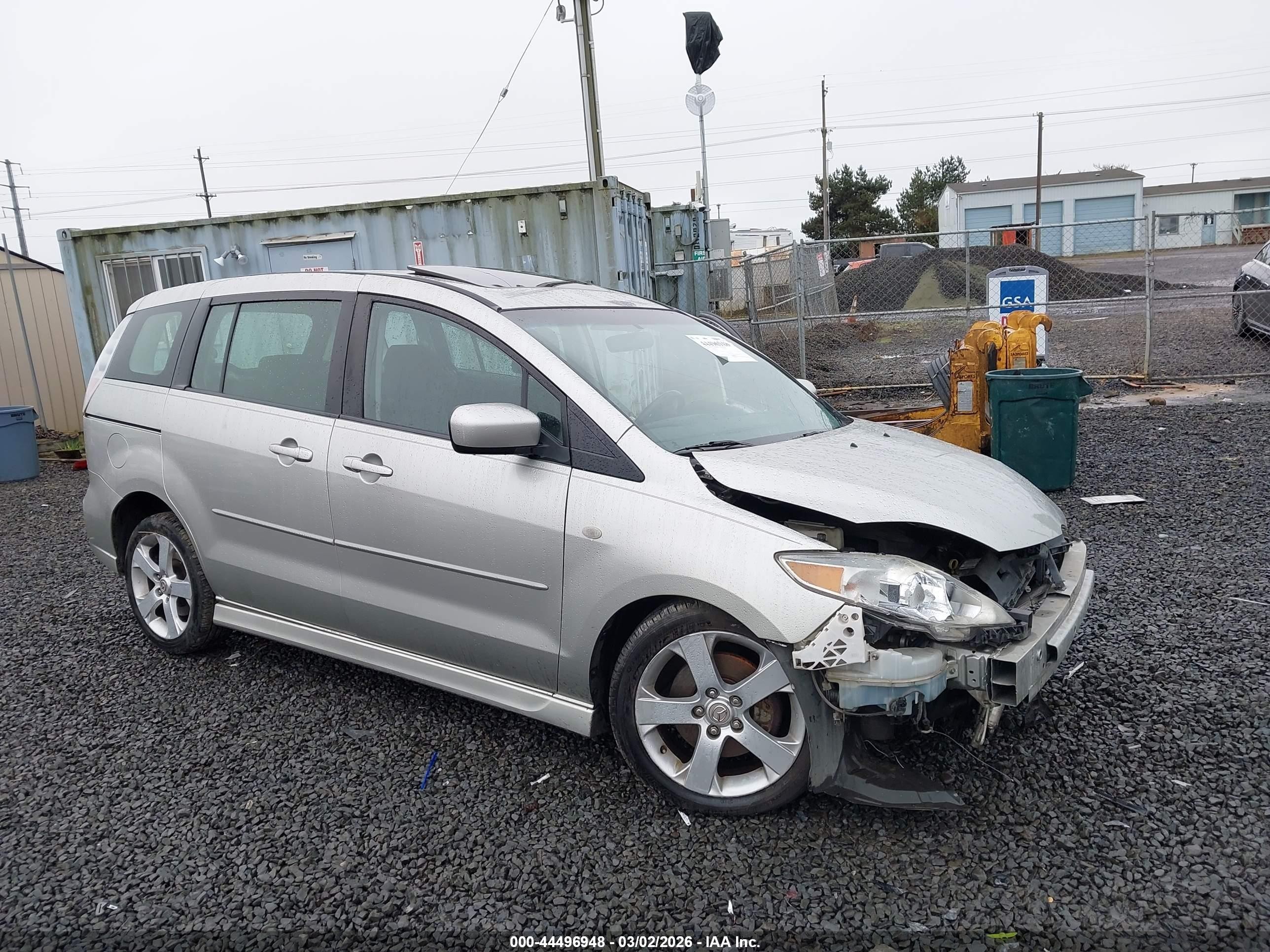 2007 Mazda 5 Touring, VIN JM1CR293370135799 — Перед