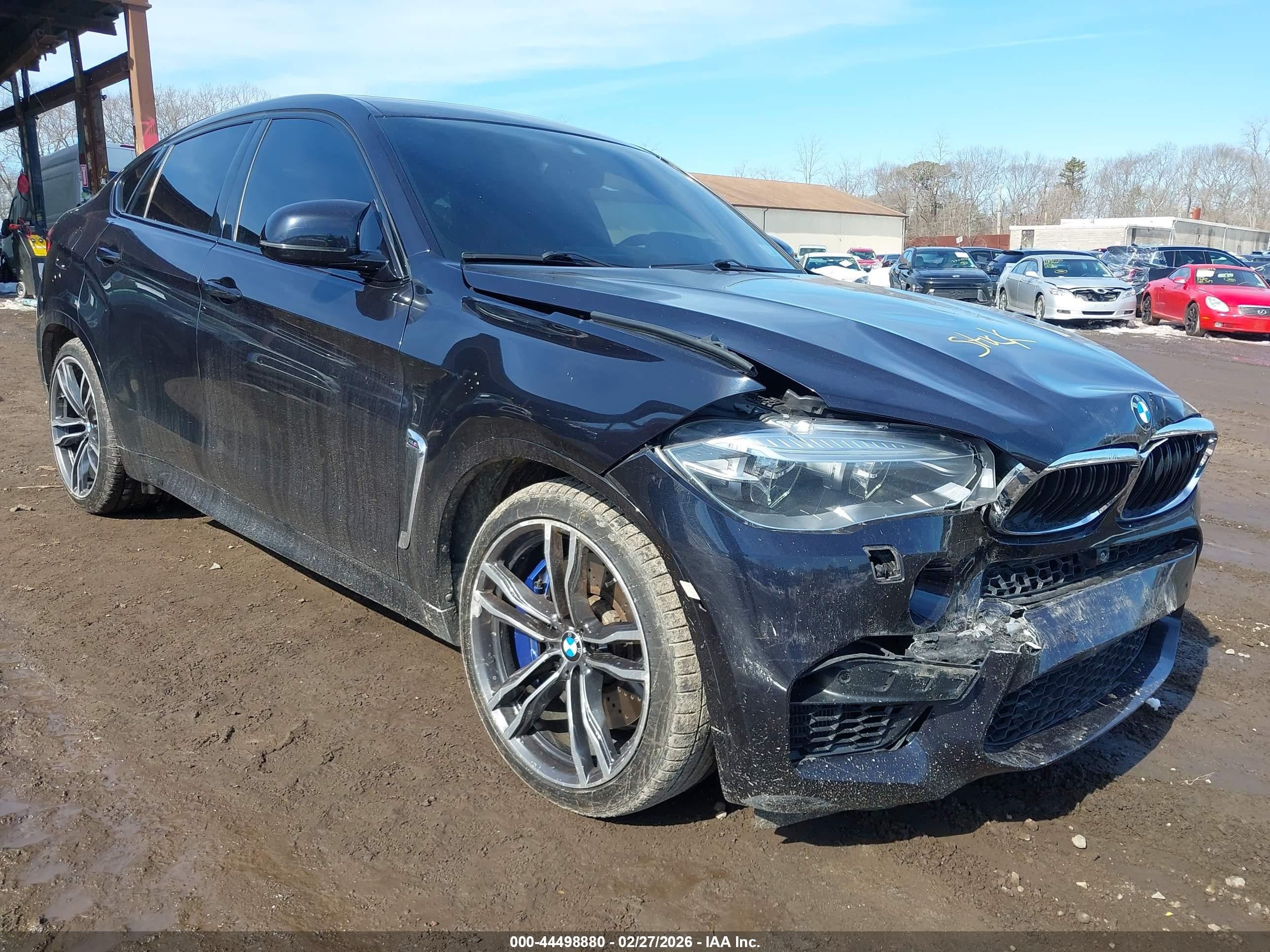 2016 BMW X6 M, VIN 5YMKW8C53G0R43188 — Front end