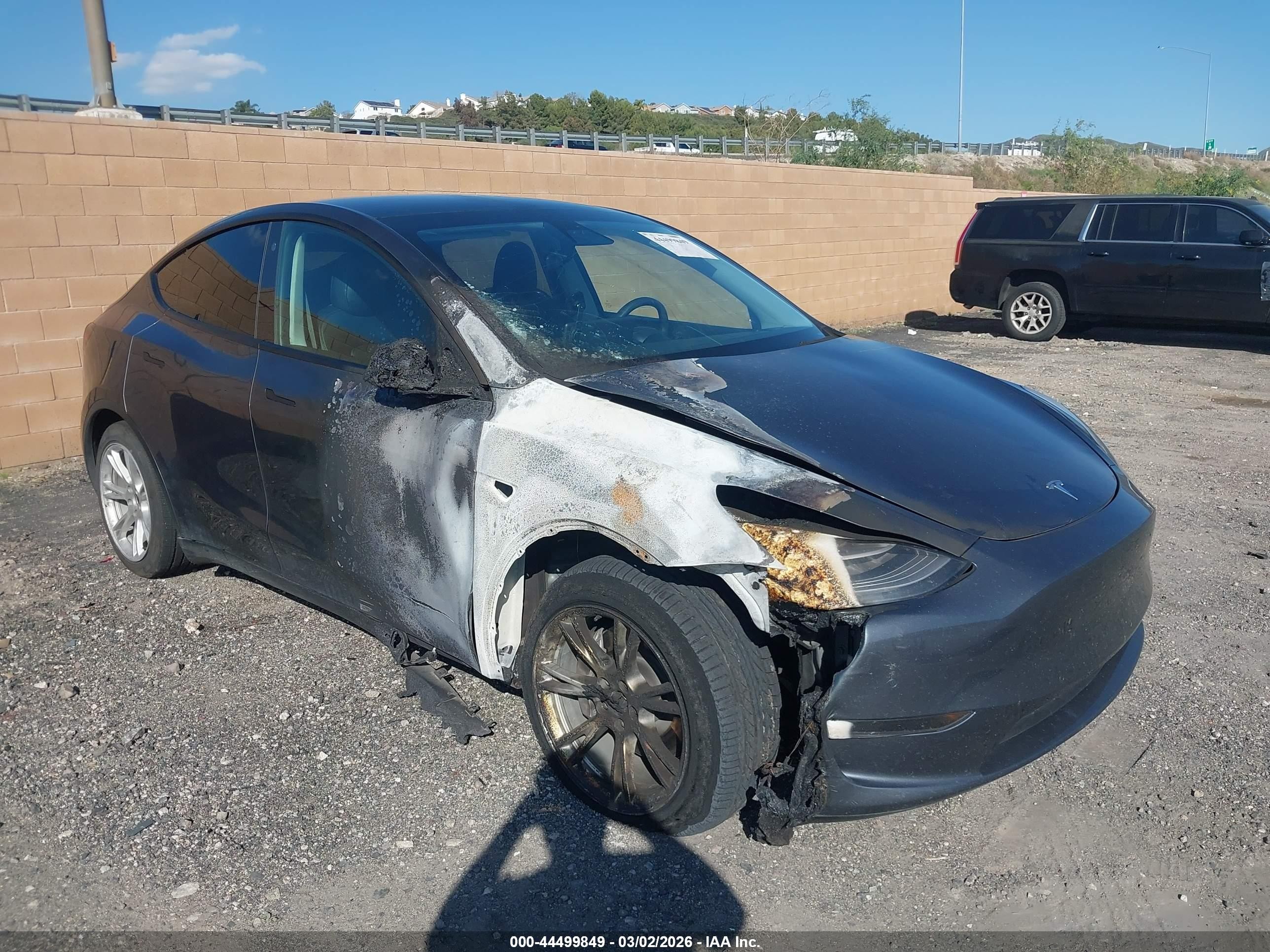 2021 Tesla Model Y Long Range, VIN 5YJYGDEE3MF272835 — Burn