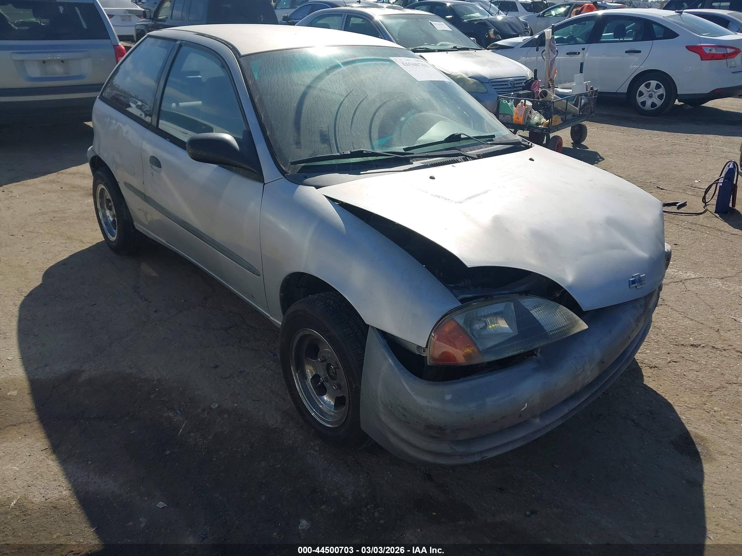 2000 Geo Metro, VIN 2C1MR2266Y6708841 — Перед