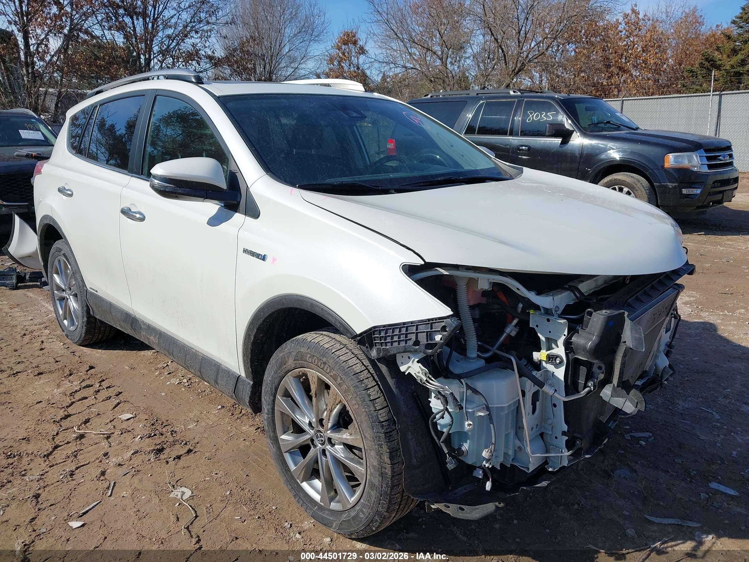 2017 Toyota RAV4 Limited, VIN JTMDJREV0HD071615 — Front end