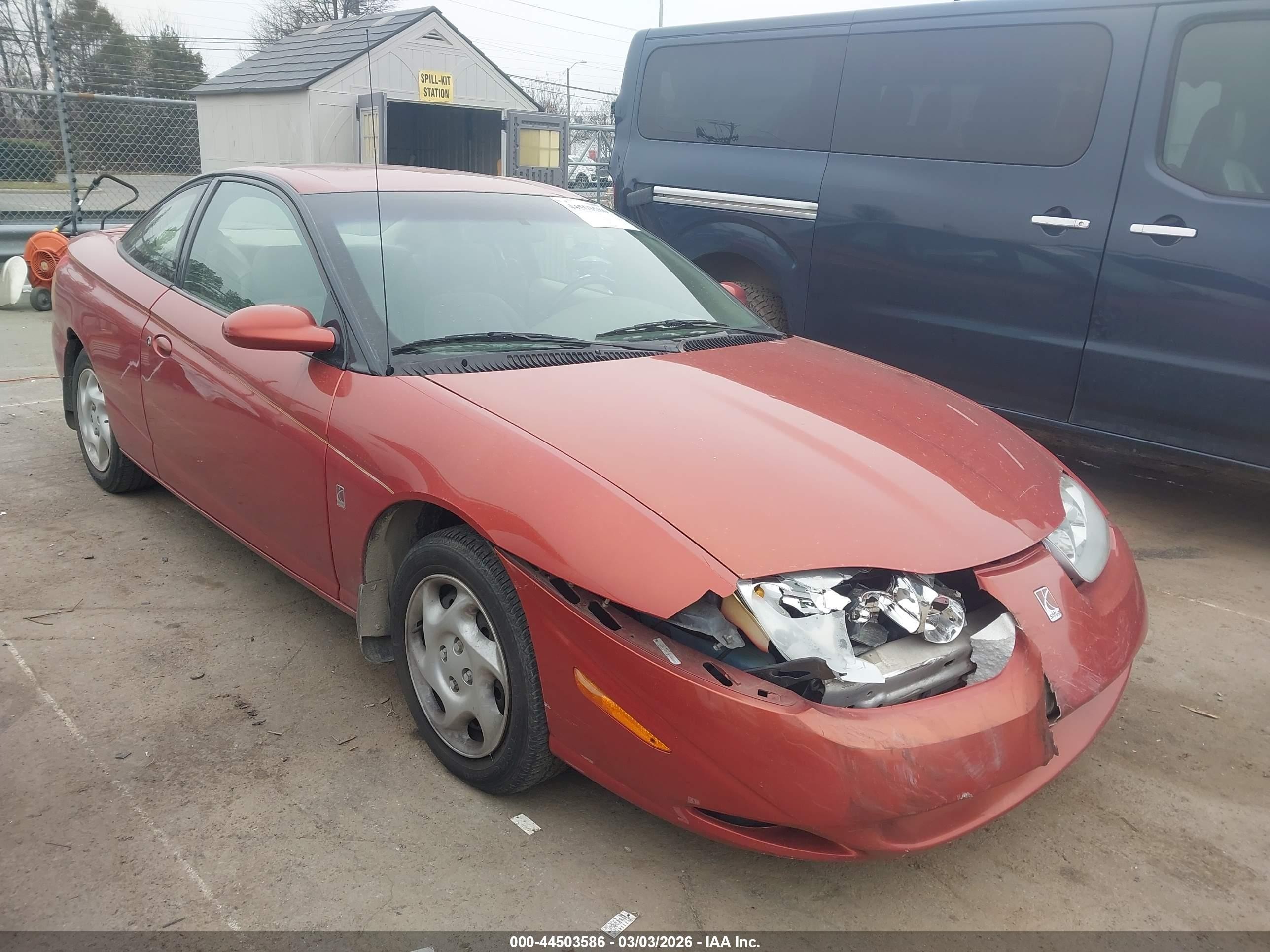 2002 Saturn SC, VIN 1G8ZY12742Z191608 — Front end