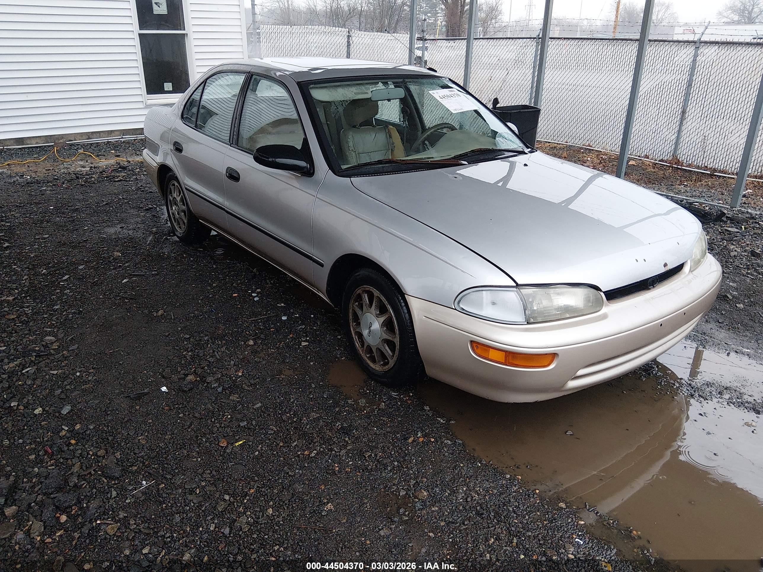 1996 Chevrolet Prizm, VIN 1Y1SK5286TZ031686 — Rear end