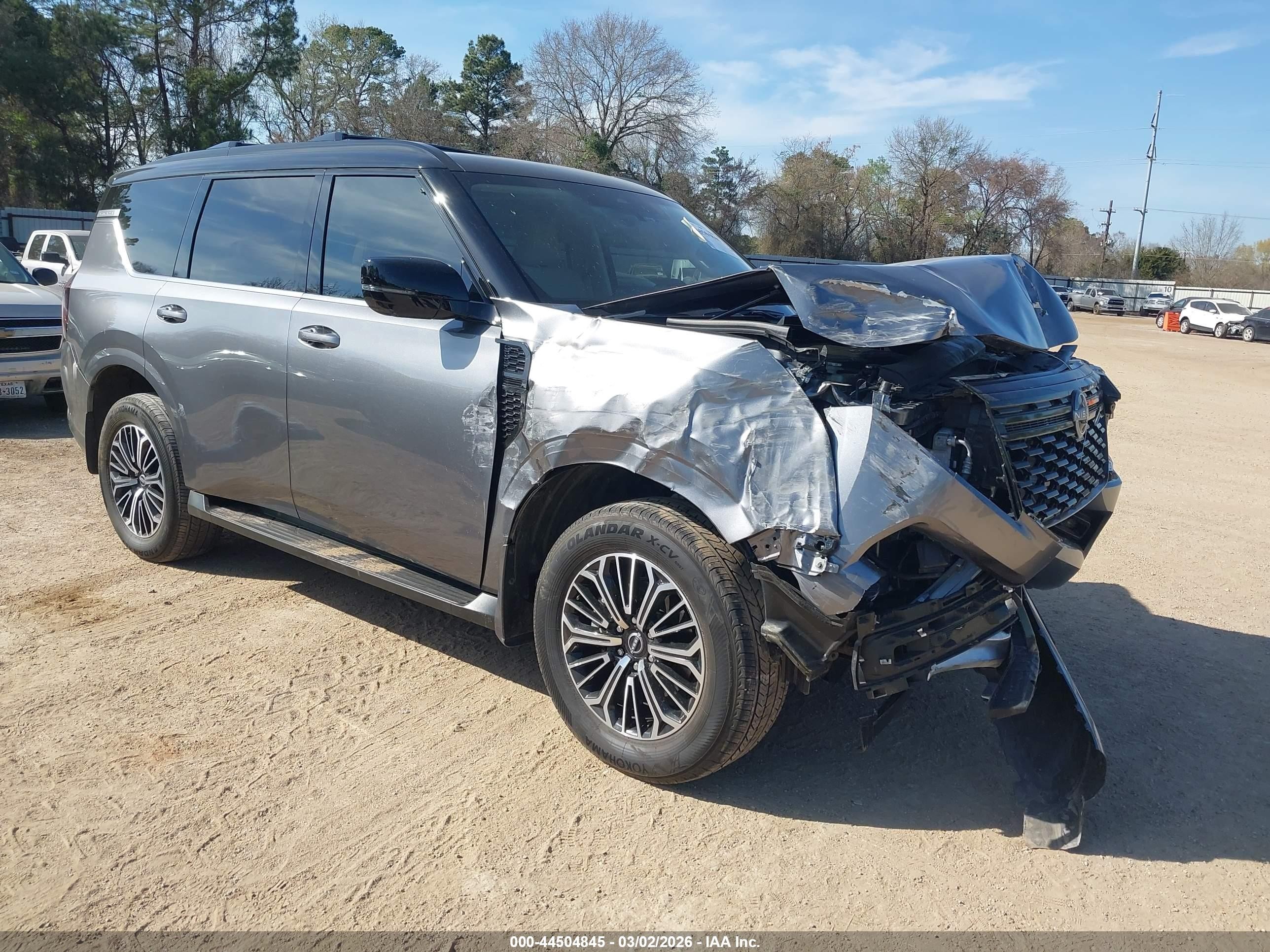 2025 Nissan Armada Platinum, VIN JN8AY3ED5S9300999 — Front end