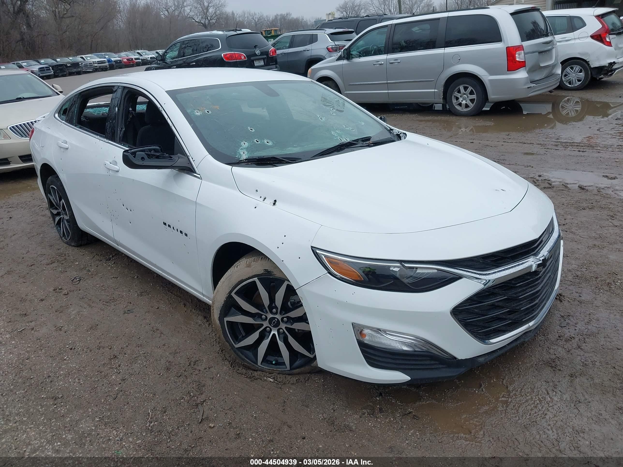 2022 Chevrolet Malibu RS, VIN 1G1ZG5ST7NF207800 — Vandalism