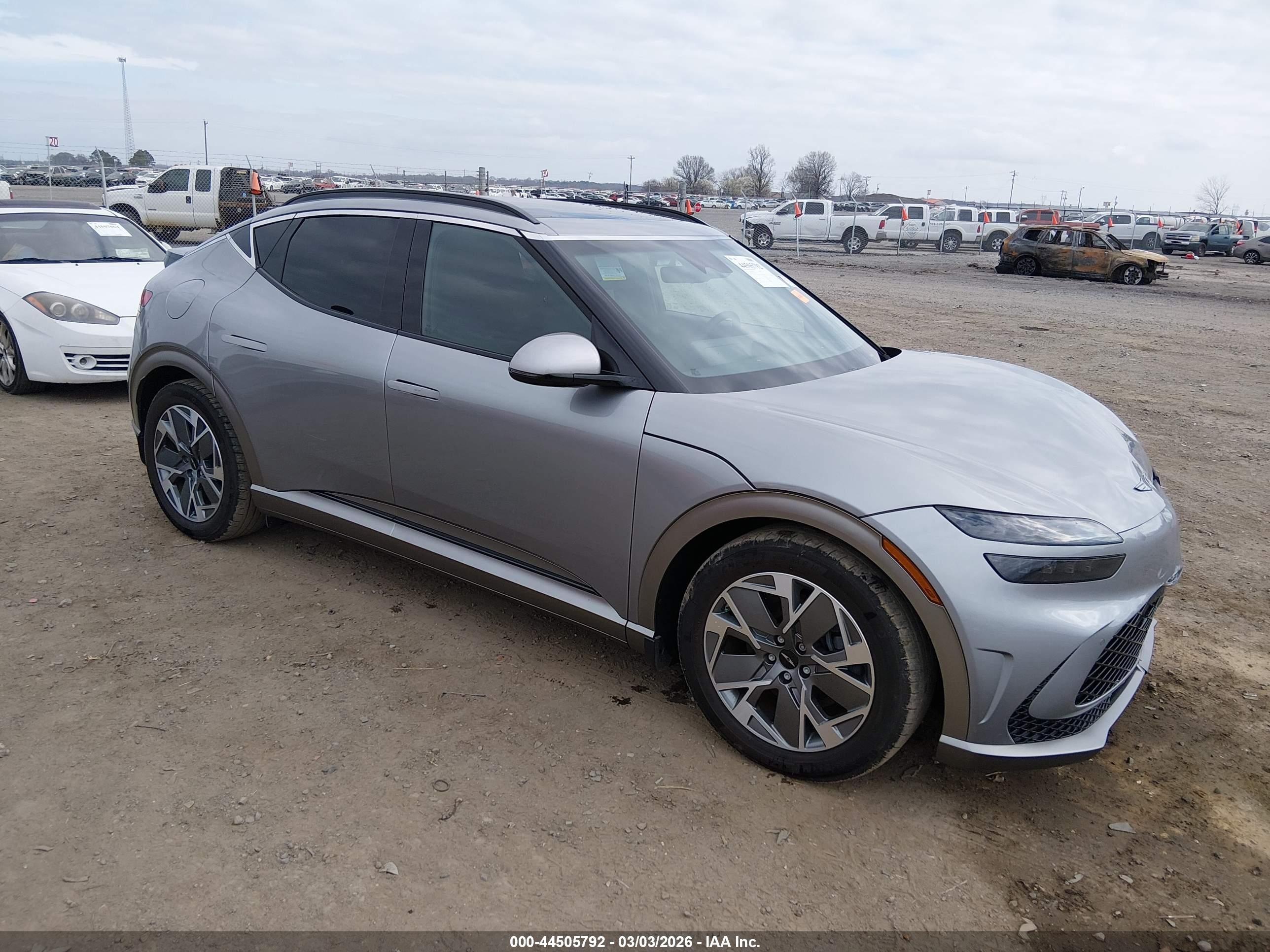 2025 Genesis GV60 Standard, VIN KMUKB4SA7SU026569 — Front end