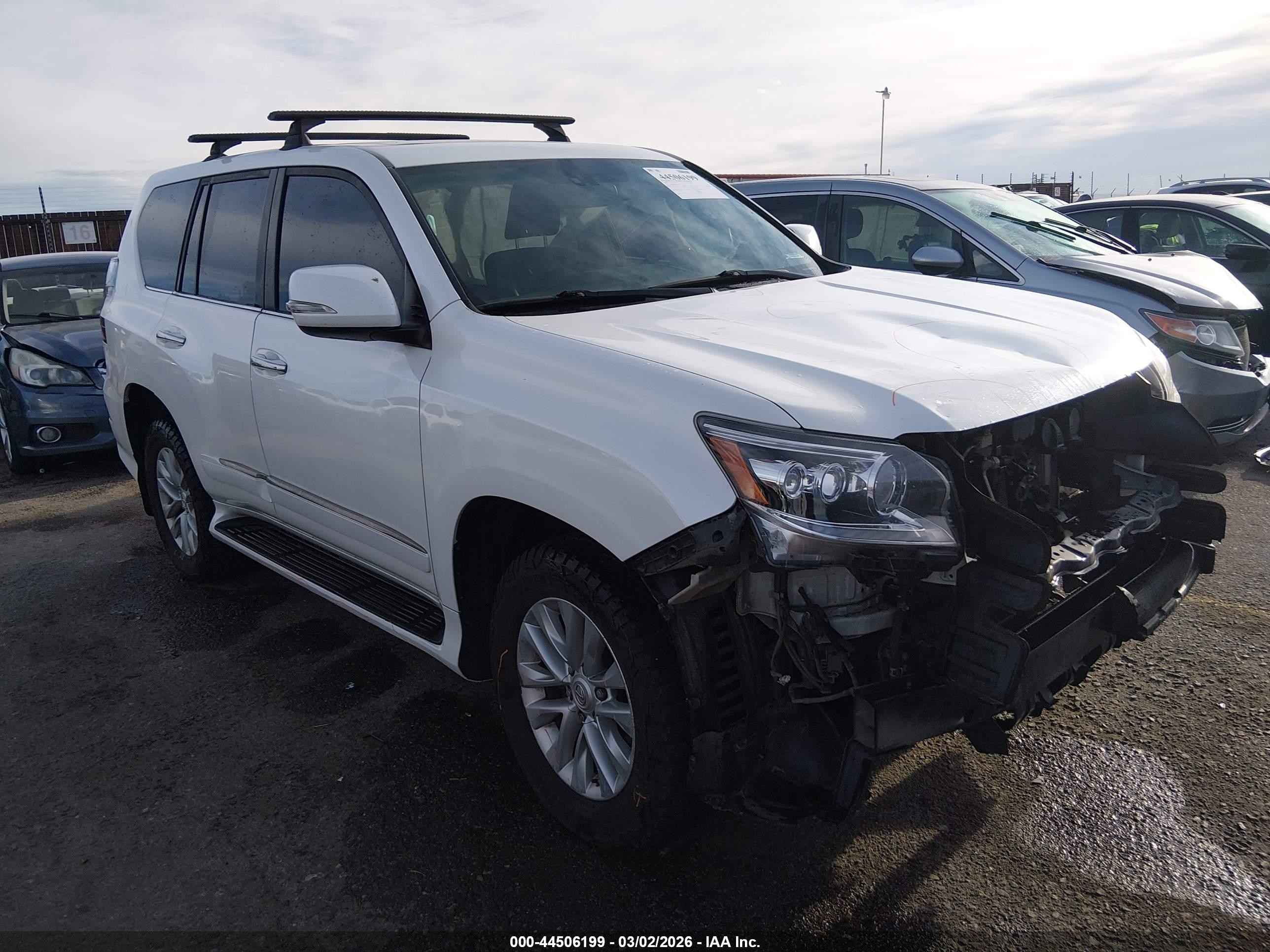 2019 Lexus GX 460 Premium, VIN JTJBM7FXXK5217035 — Front end