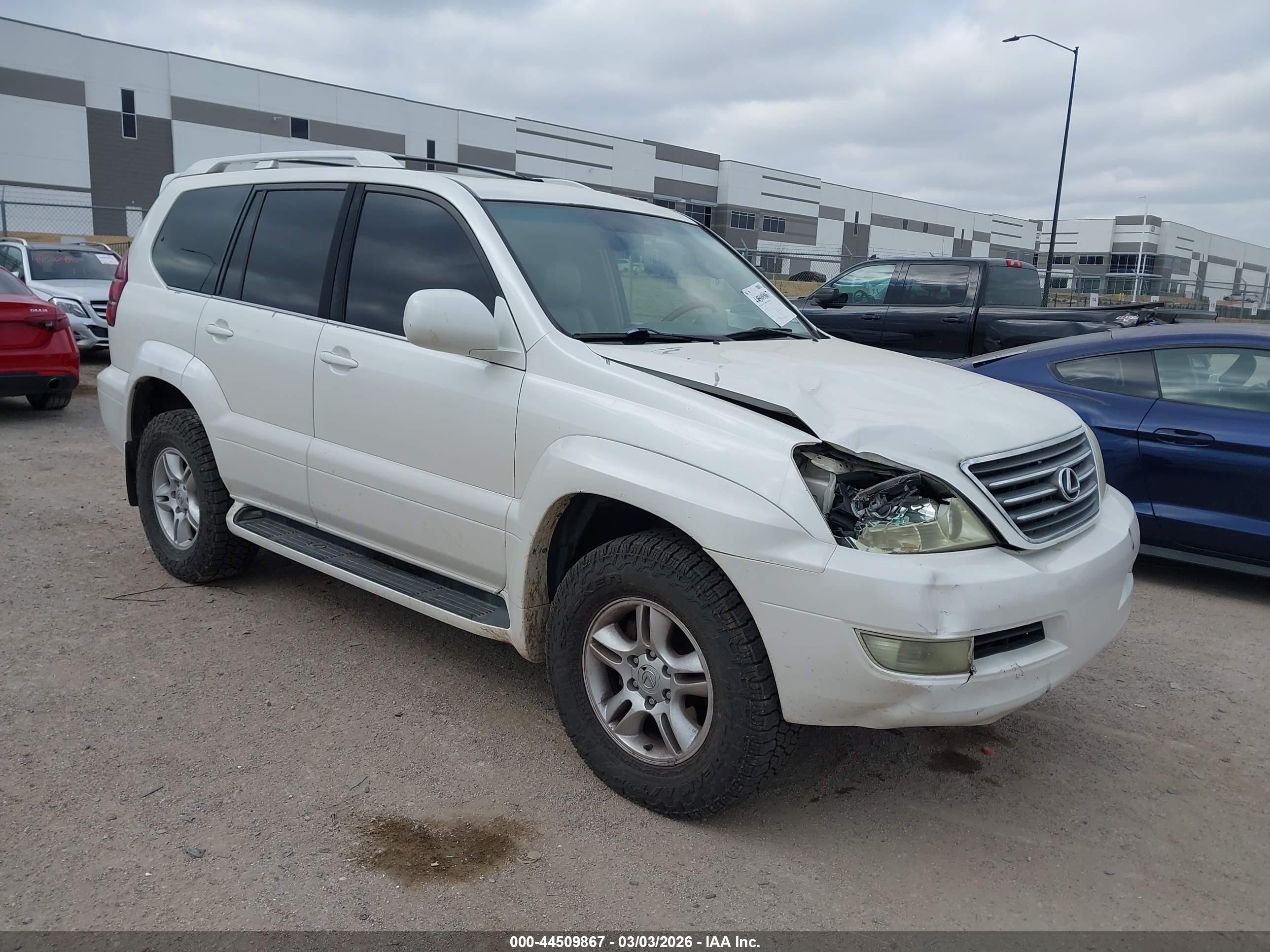 2007 Lexus GX 470, VIN JTJBT20X070129405 — Перед