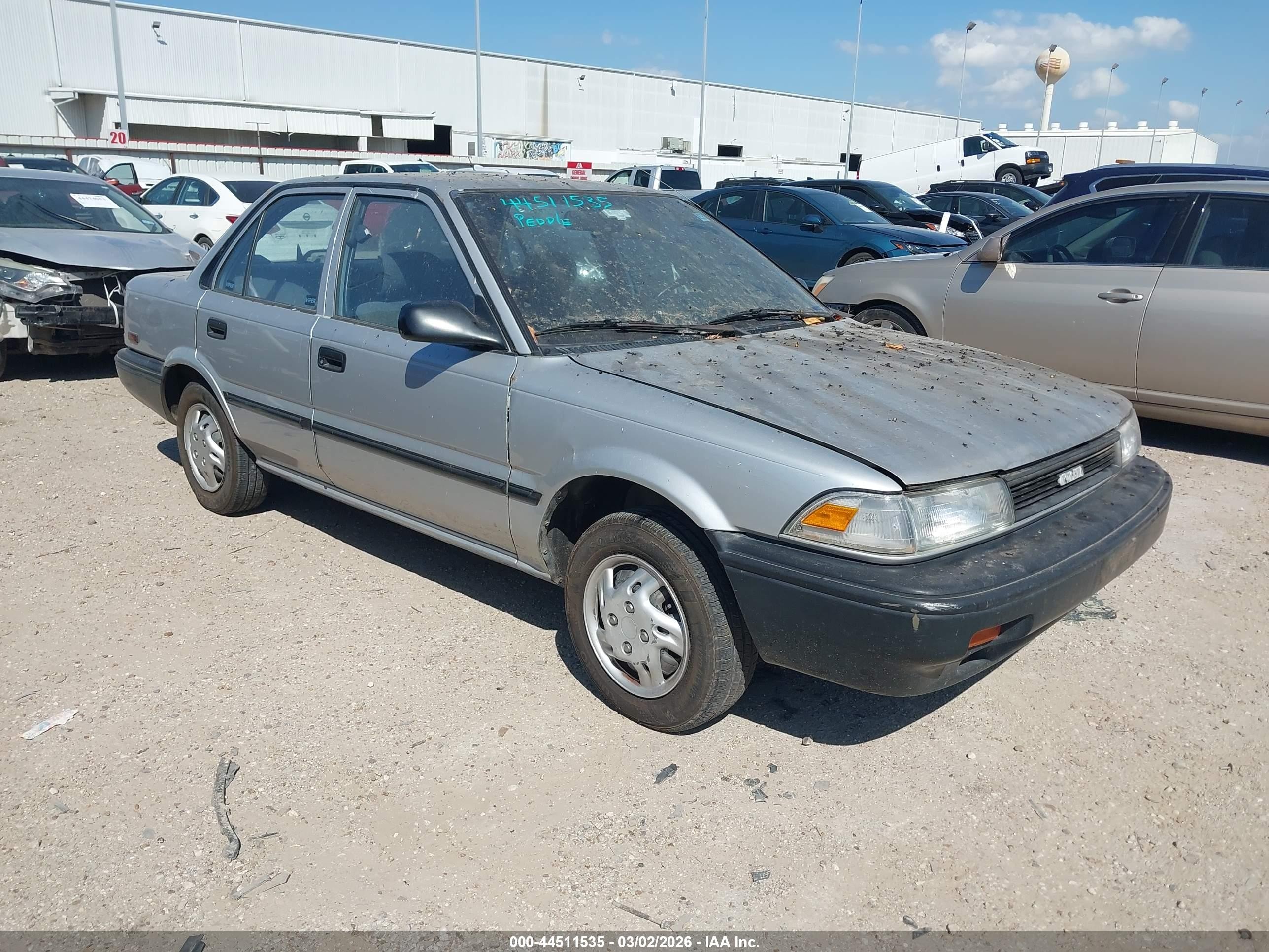 1990 Toyota Corolla, VIN 1NXAE94A8LZ096241 — Front end