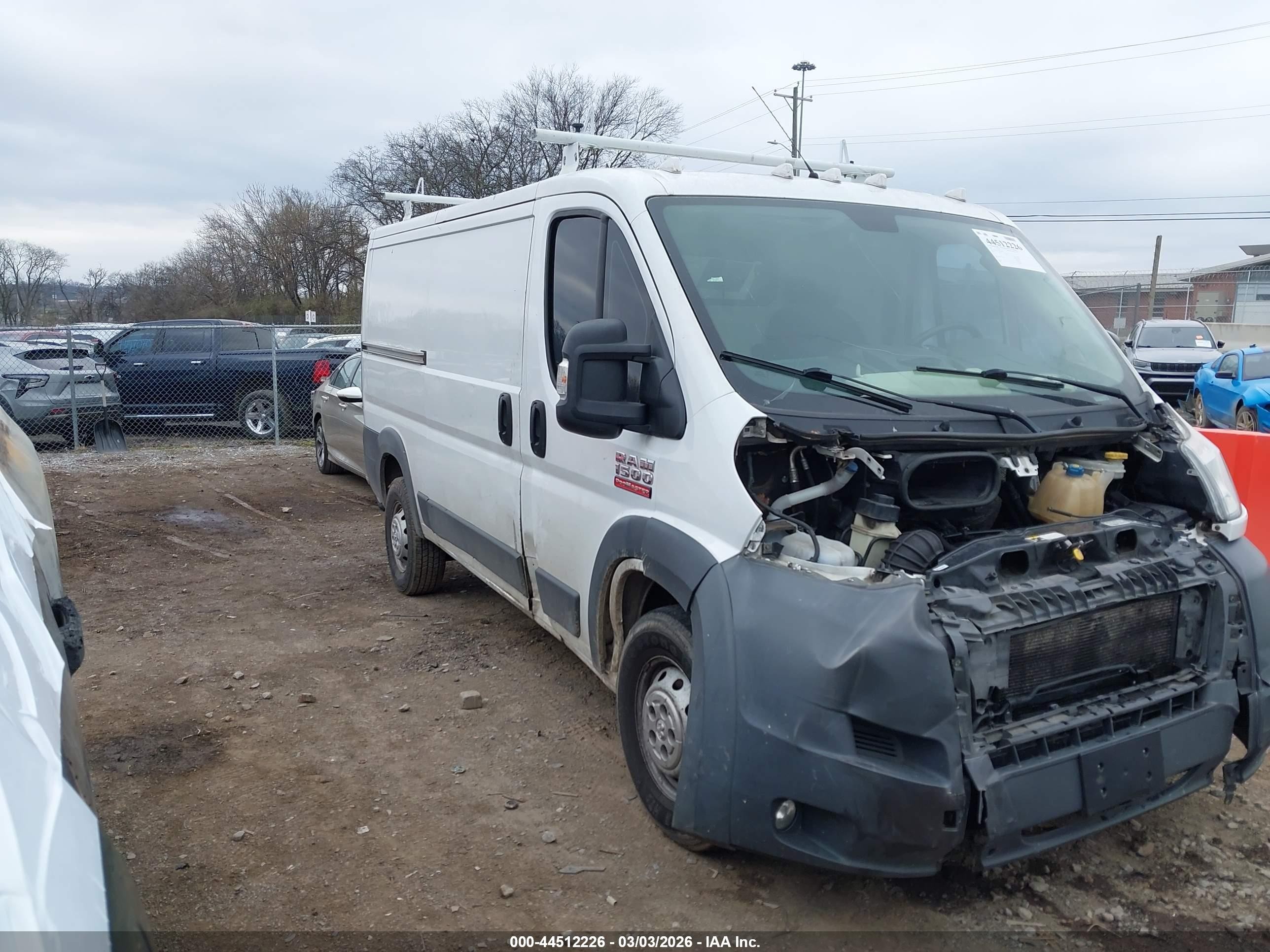 2014 Ram ProMaster Cargo, VIN 3C6TRVAG4EE108672 — Front end