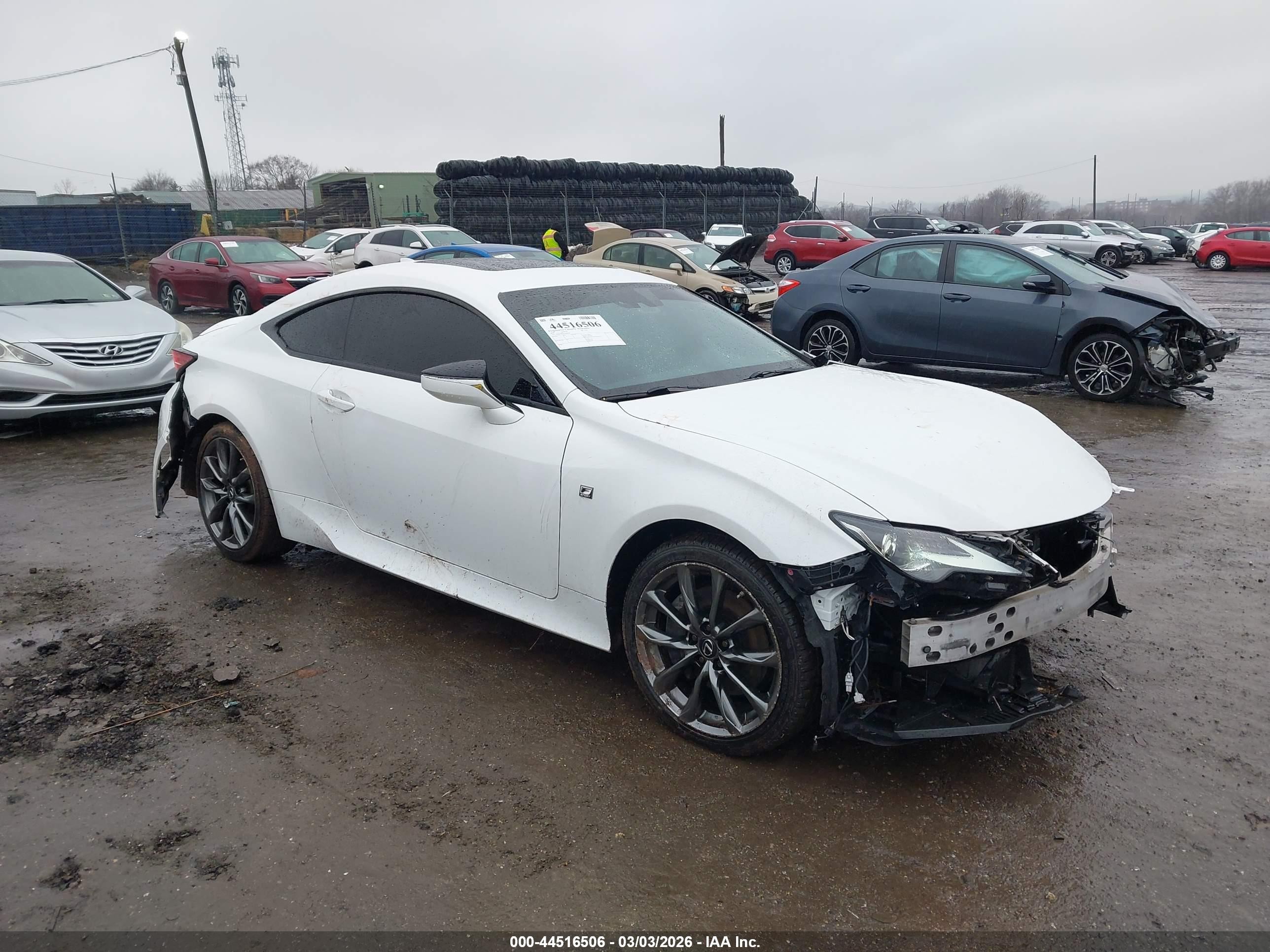 2020 Lexus RC 350 F Sport, VIN JTHGZ5DC2L5010038 — Front end
