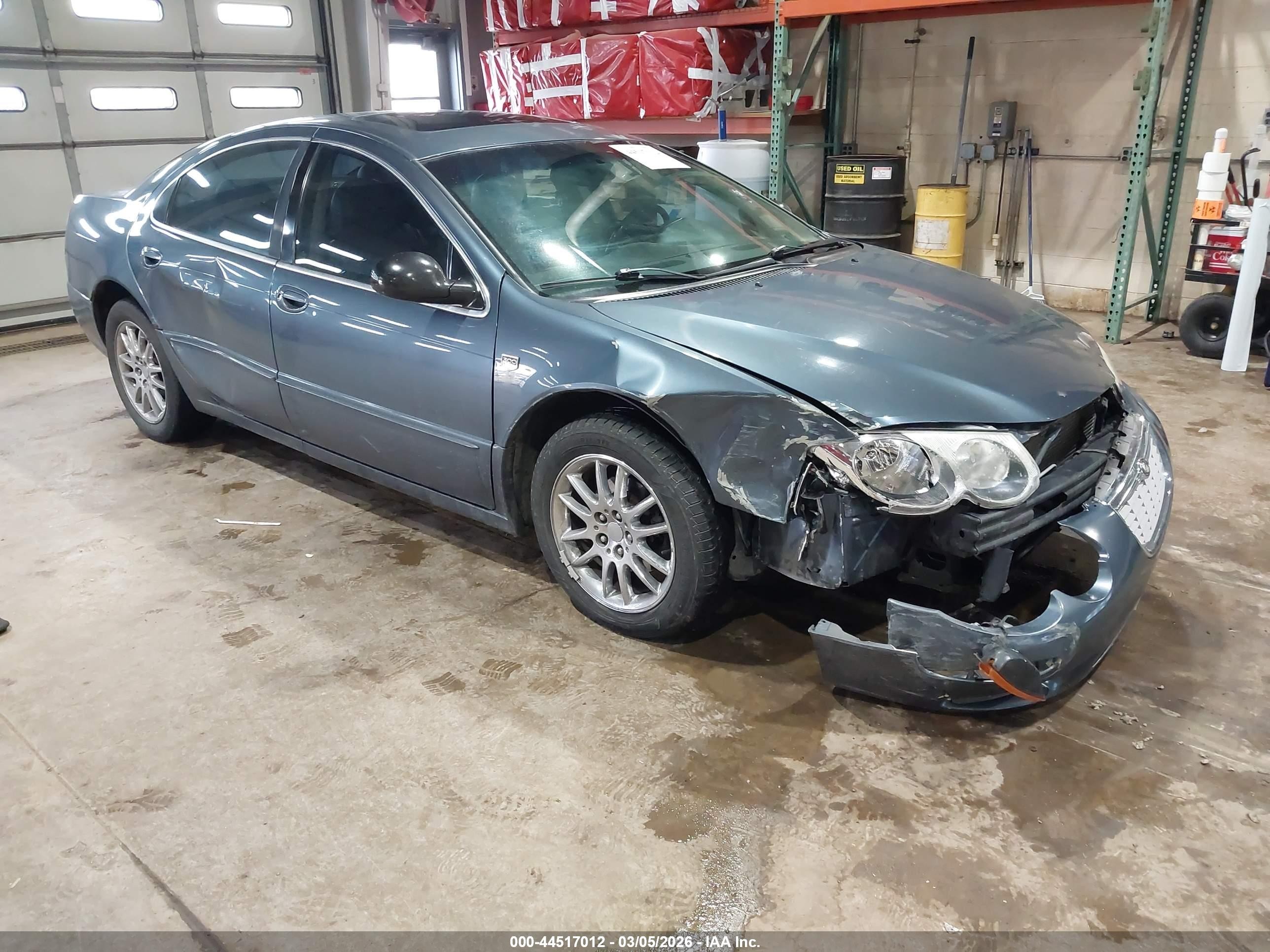 2002 Chrysler 300M M, VIN 2C3HE66G52H304004 — Перед