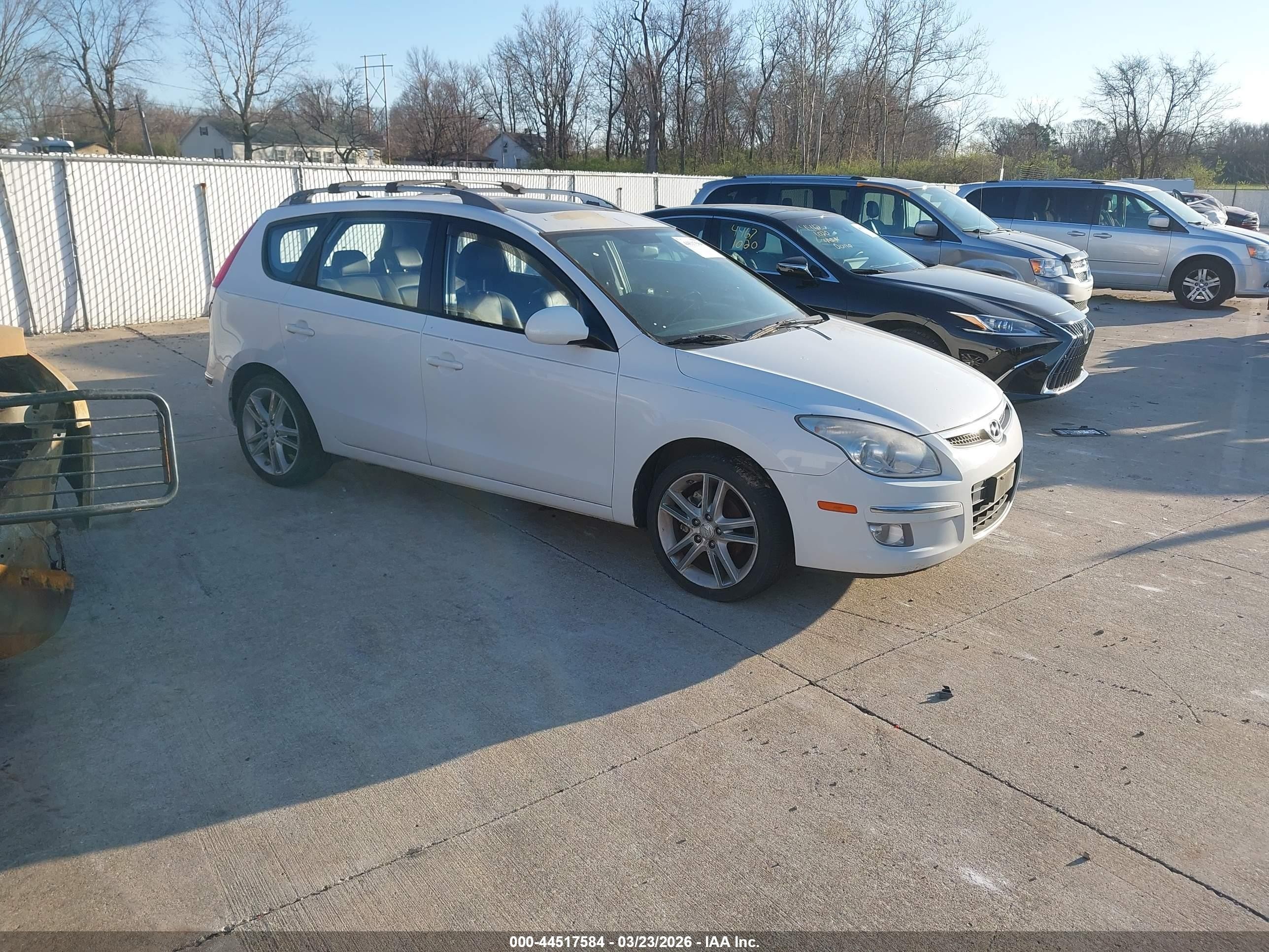 2011 Hyundai Elantra GLS, VIN KMHDC8AEXBU111356 — Rear end