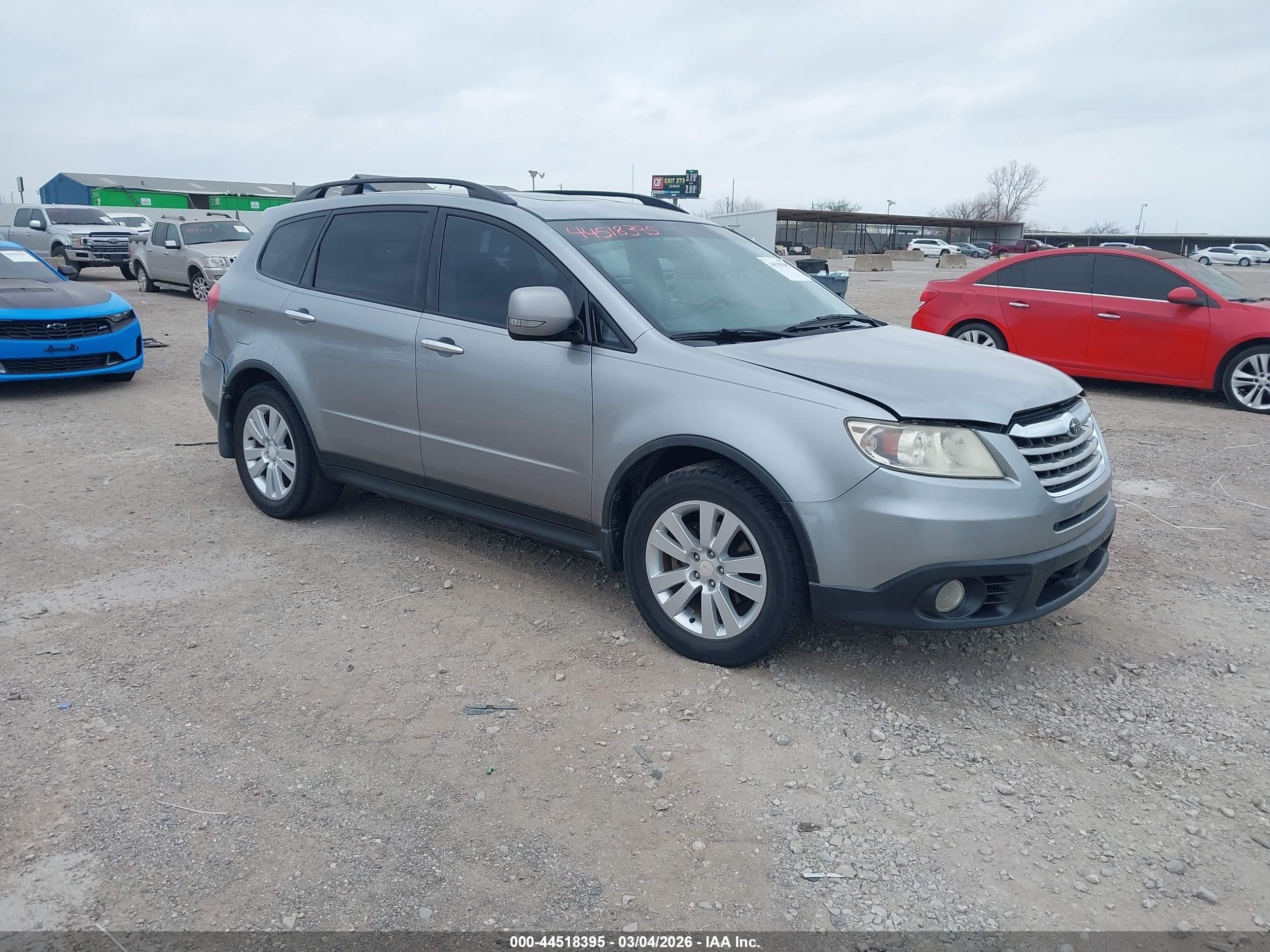 2011 Subaru Tribeca Limited, VIN 4S4WX9HD7B4401019 — Перед