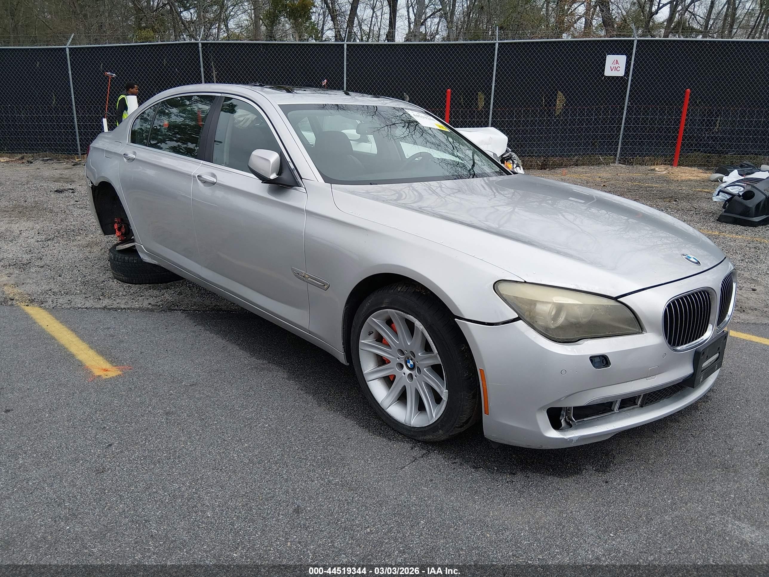 2011 BMW 7 Series 750Li xDrive, VIN WBAKC8C5XBC431773 — Rear end