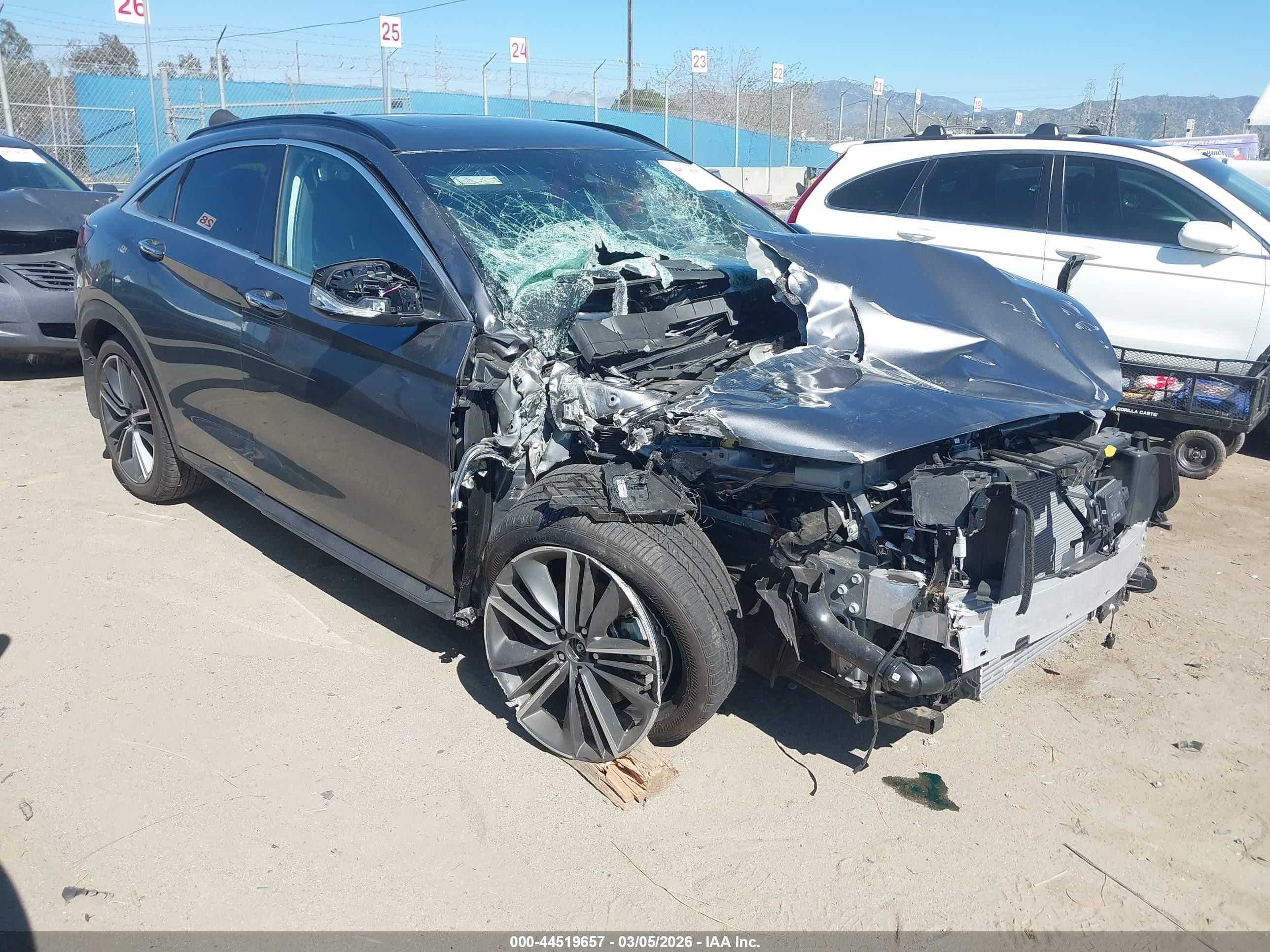 2025 Infiniti QX55 Luxe, VIN 3PCAJ5JR3SF100707 — Front end