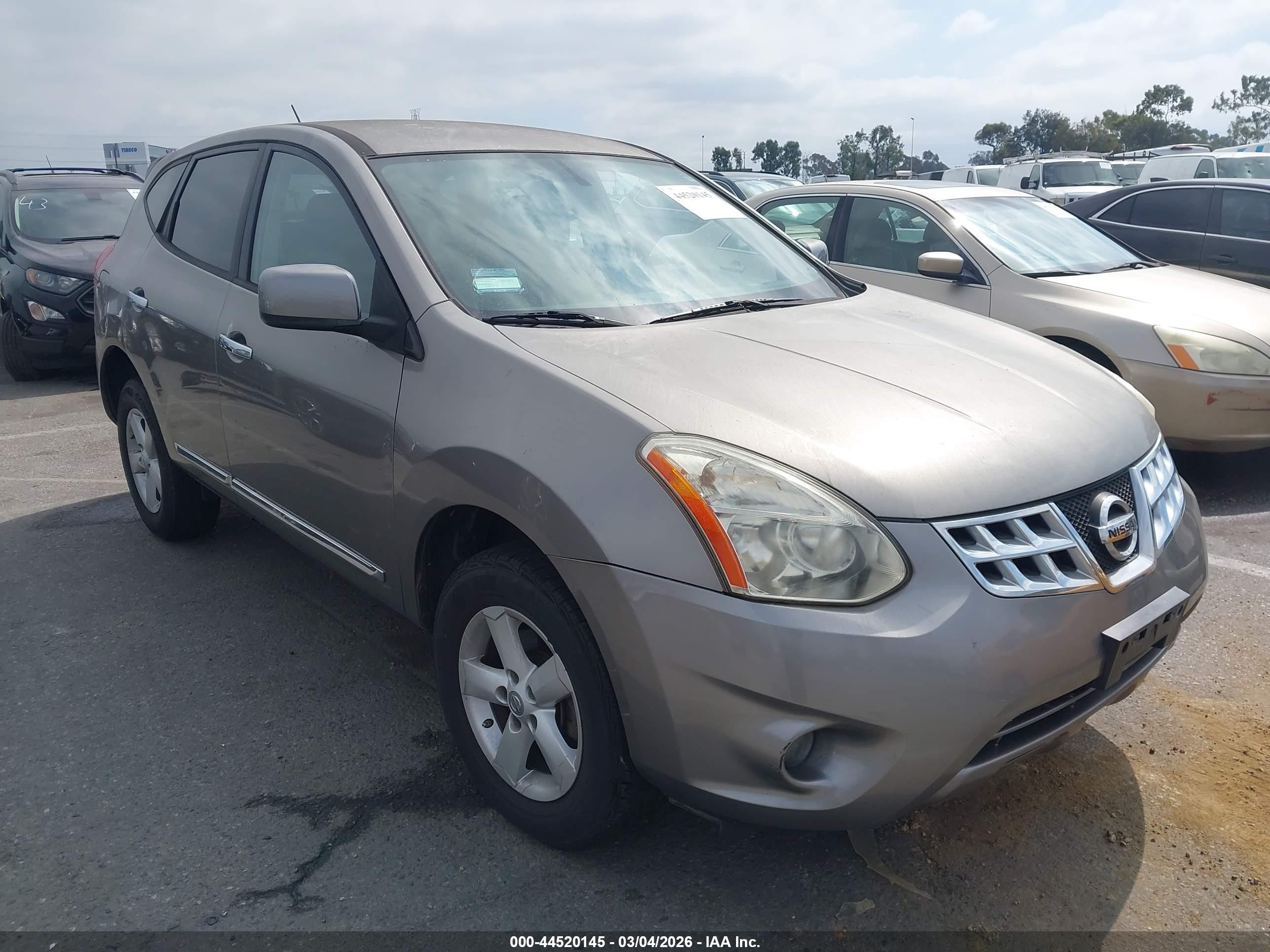 2013 Nissan Rogue SL, VIN JN8AS5MT3DW030603 — Normal wear