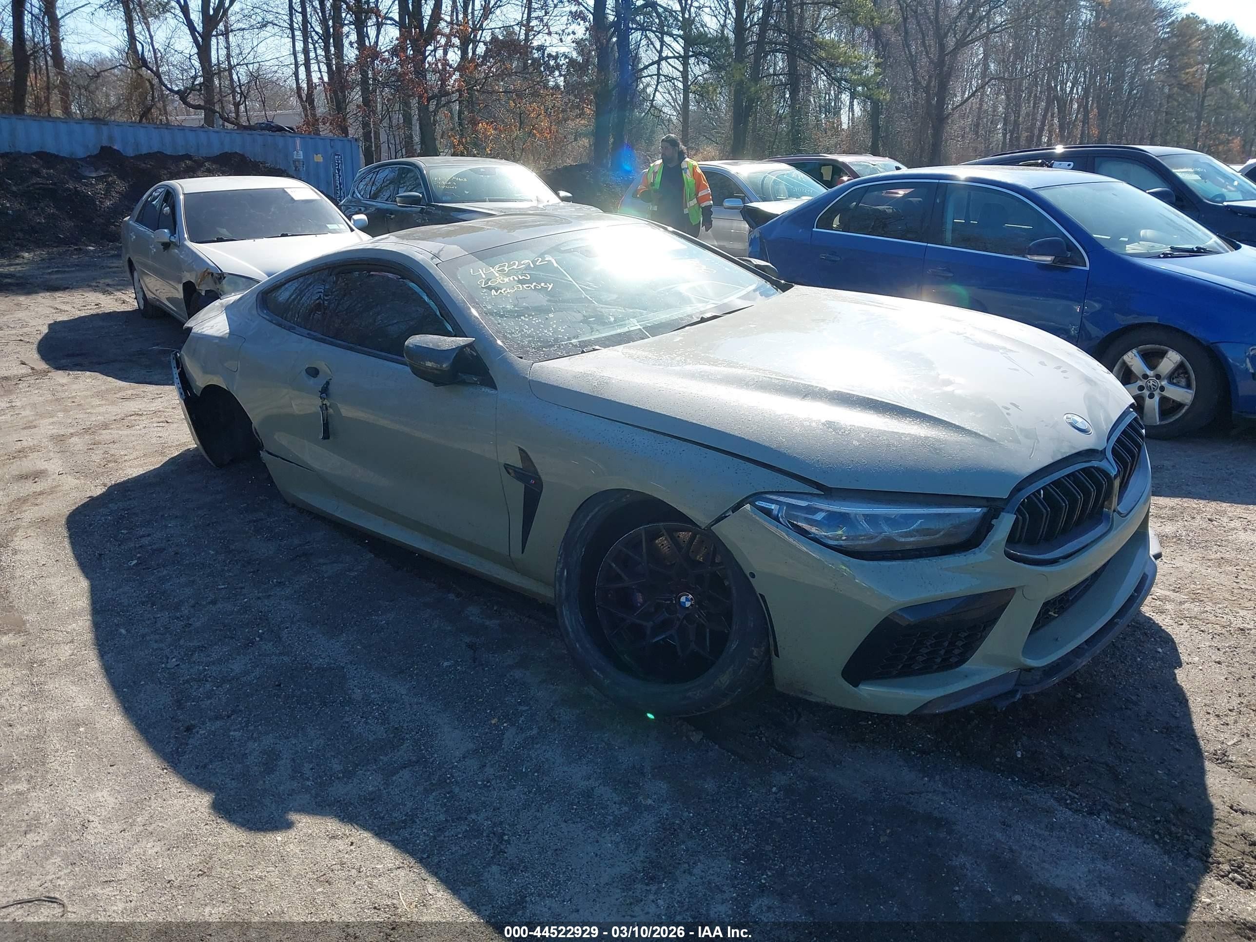 2020 BMW M8 Competition, VIN WBSAE0C04LBM08407 — Front end