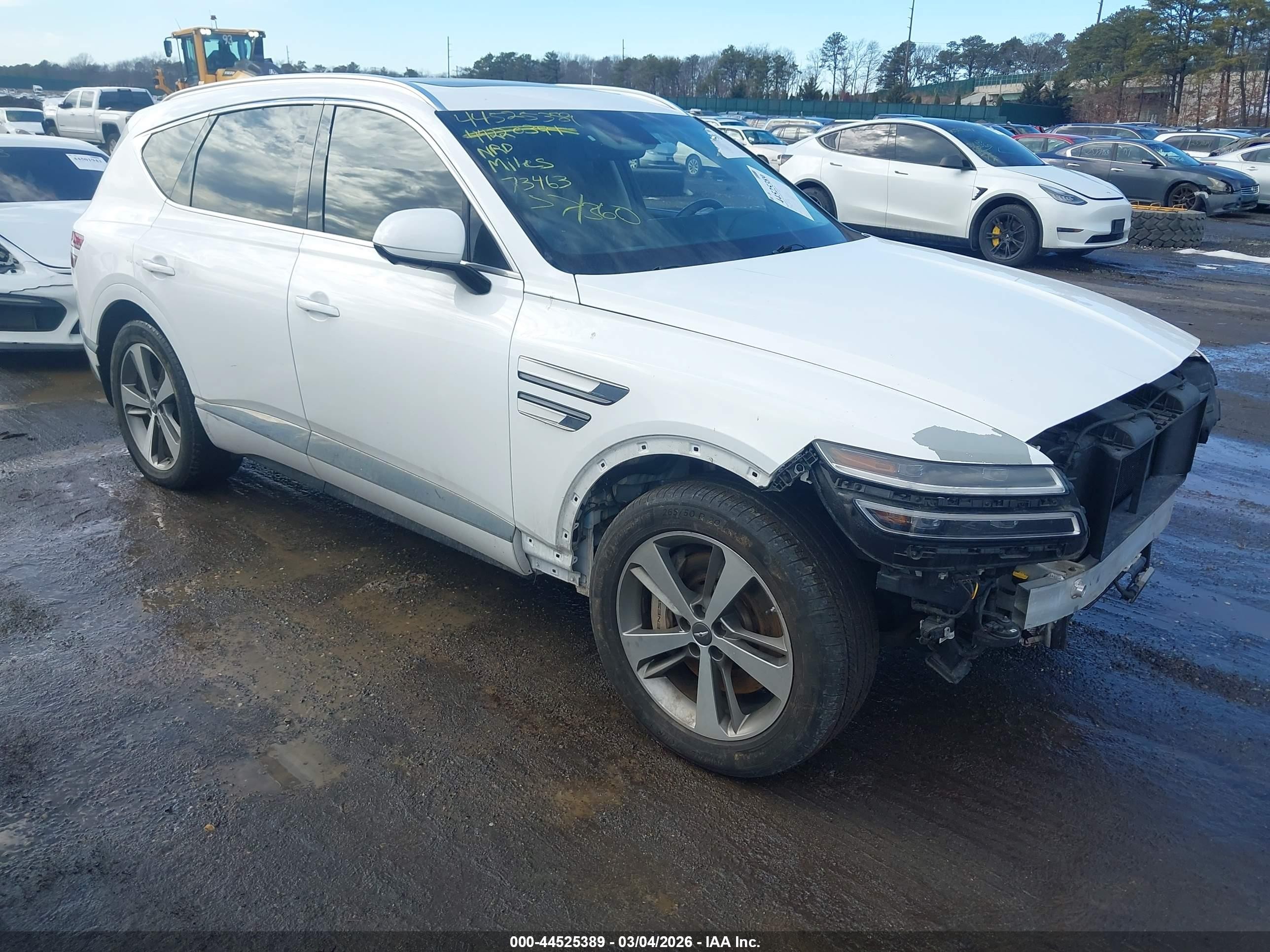 2021 Genesis GV80, VIN KMUHCESC9MU042208 — Front end