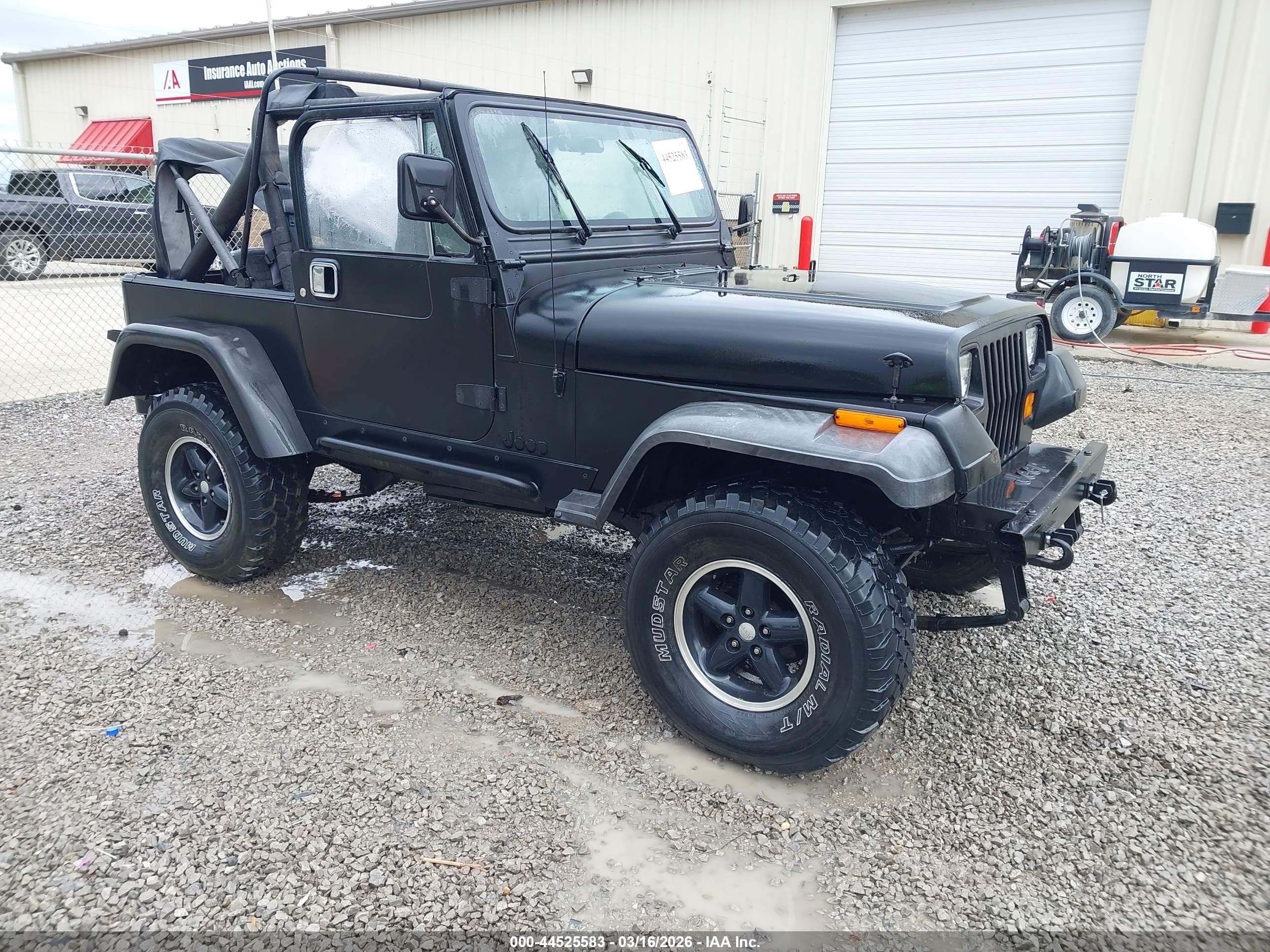 1988 Jeep Wrangler, VIN 2BCCZ8110JB532150 — Normal wear