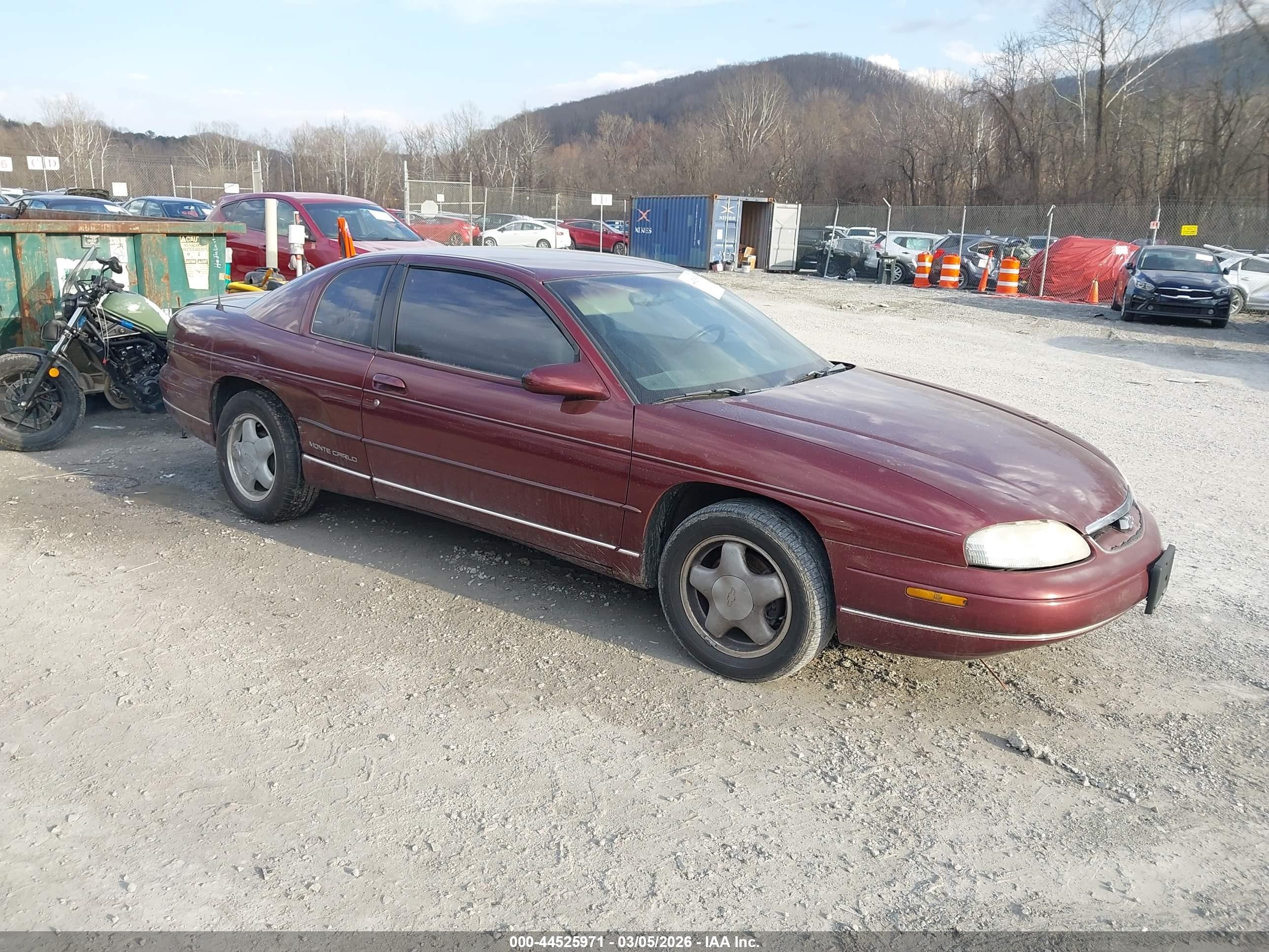 1998 Chevrolet Monte Carlo LS, VIN 2G1WW12M1W9157008 — Side