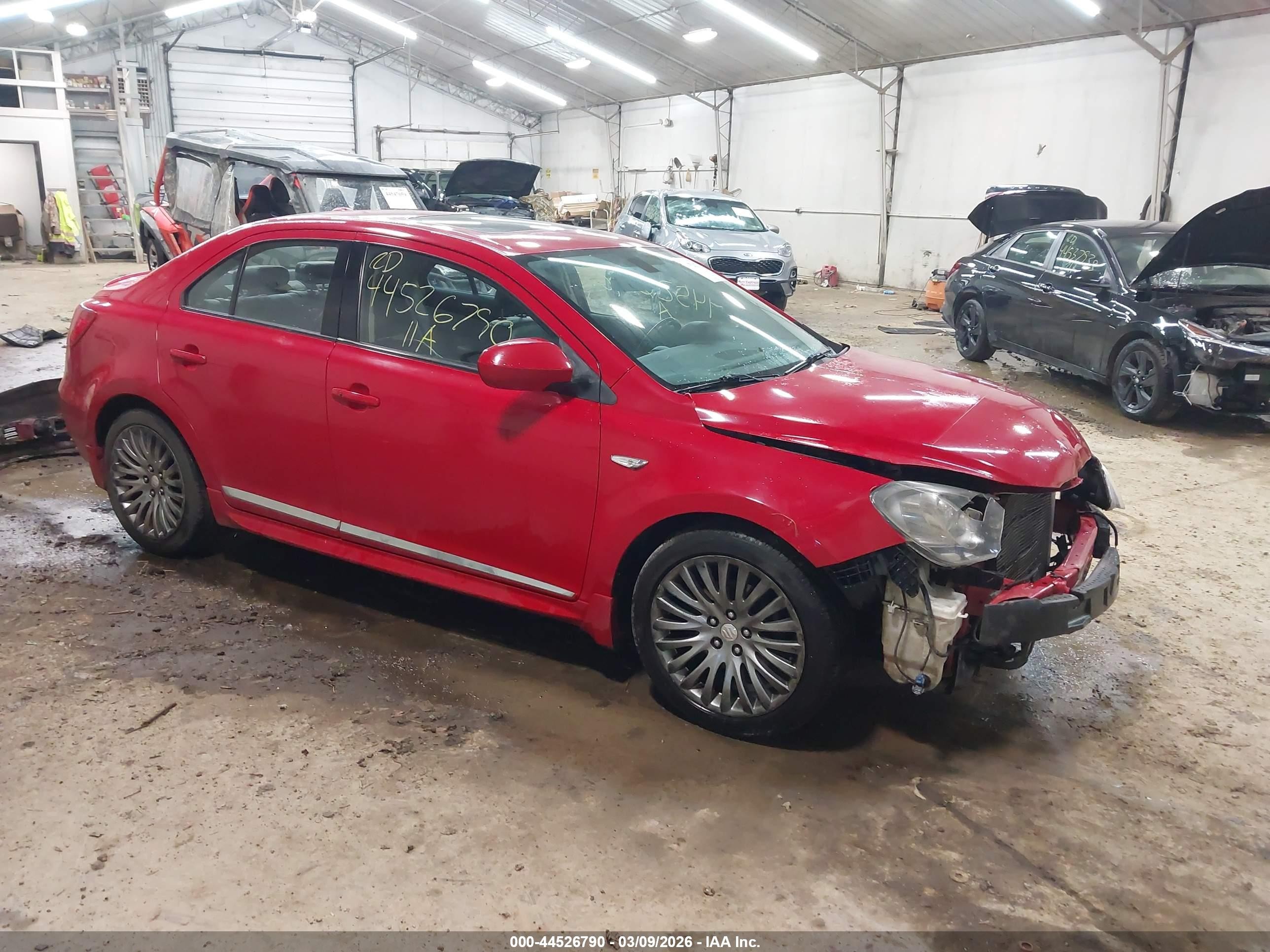 2011 Suzuki Kizashi SLS Sport, VIN JS2RF9A82B6110908 — Front end
