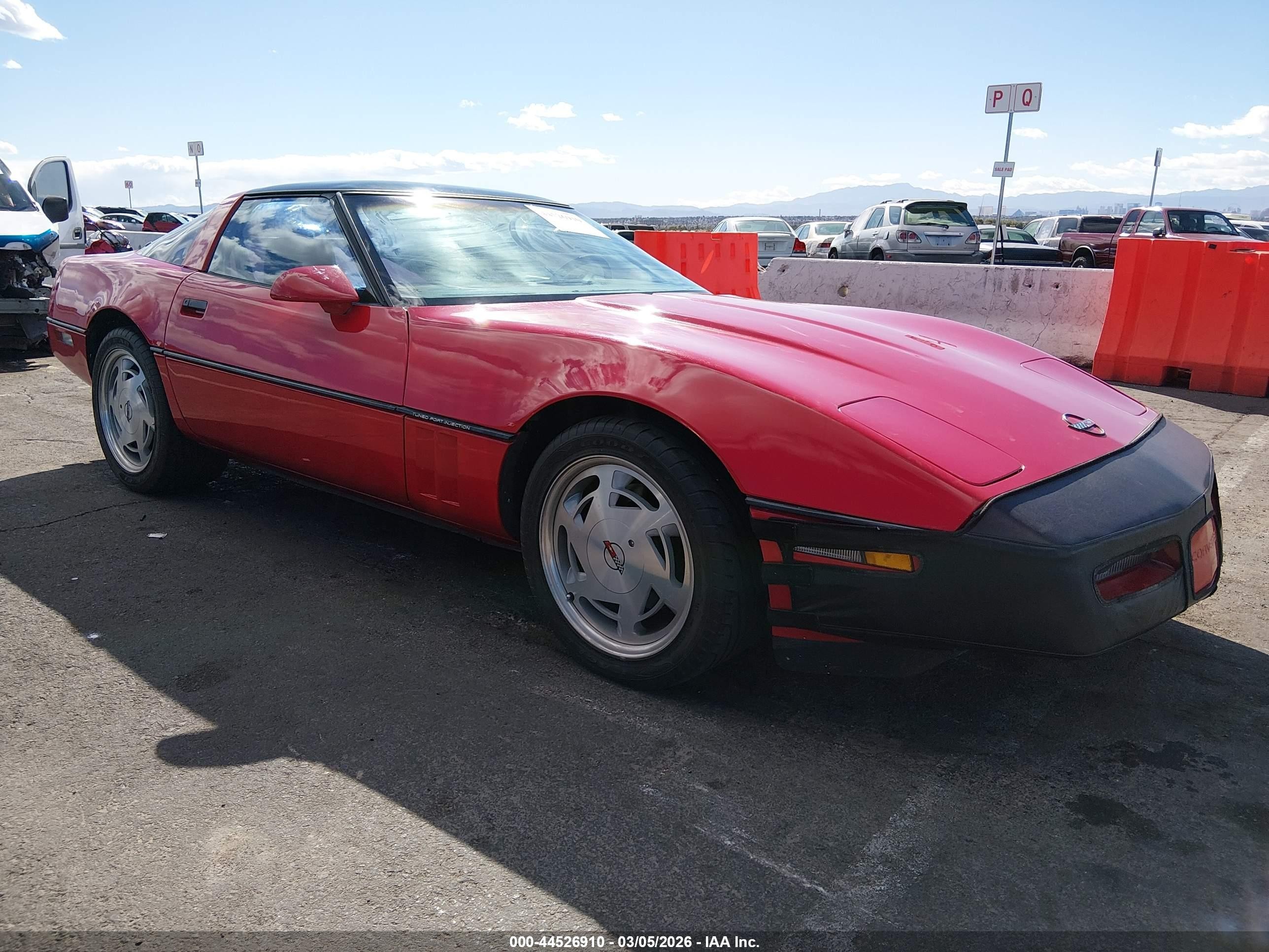 1988 Chevrolet Corvette, VIN 1G1YY2184J5106573 — Normal wear