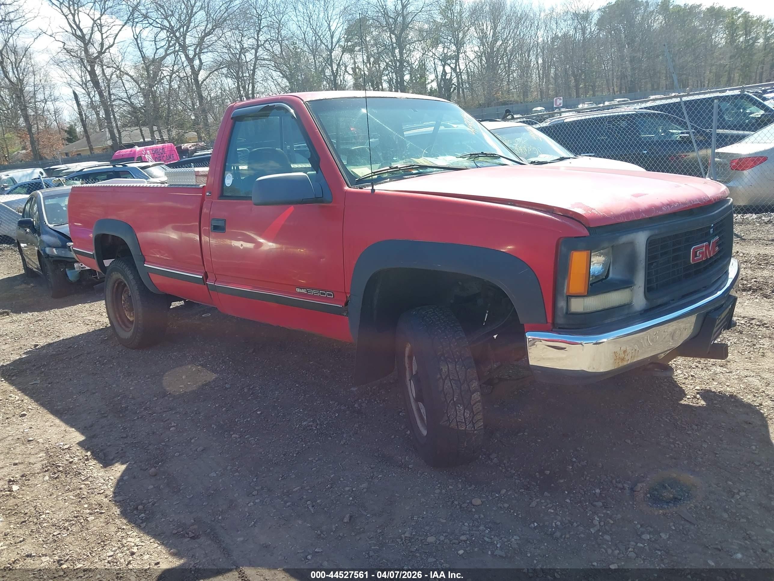 1998 GMC Sierra 3500, VIN 1GTHK34R0WF002280 — Not stated