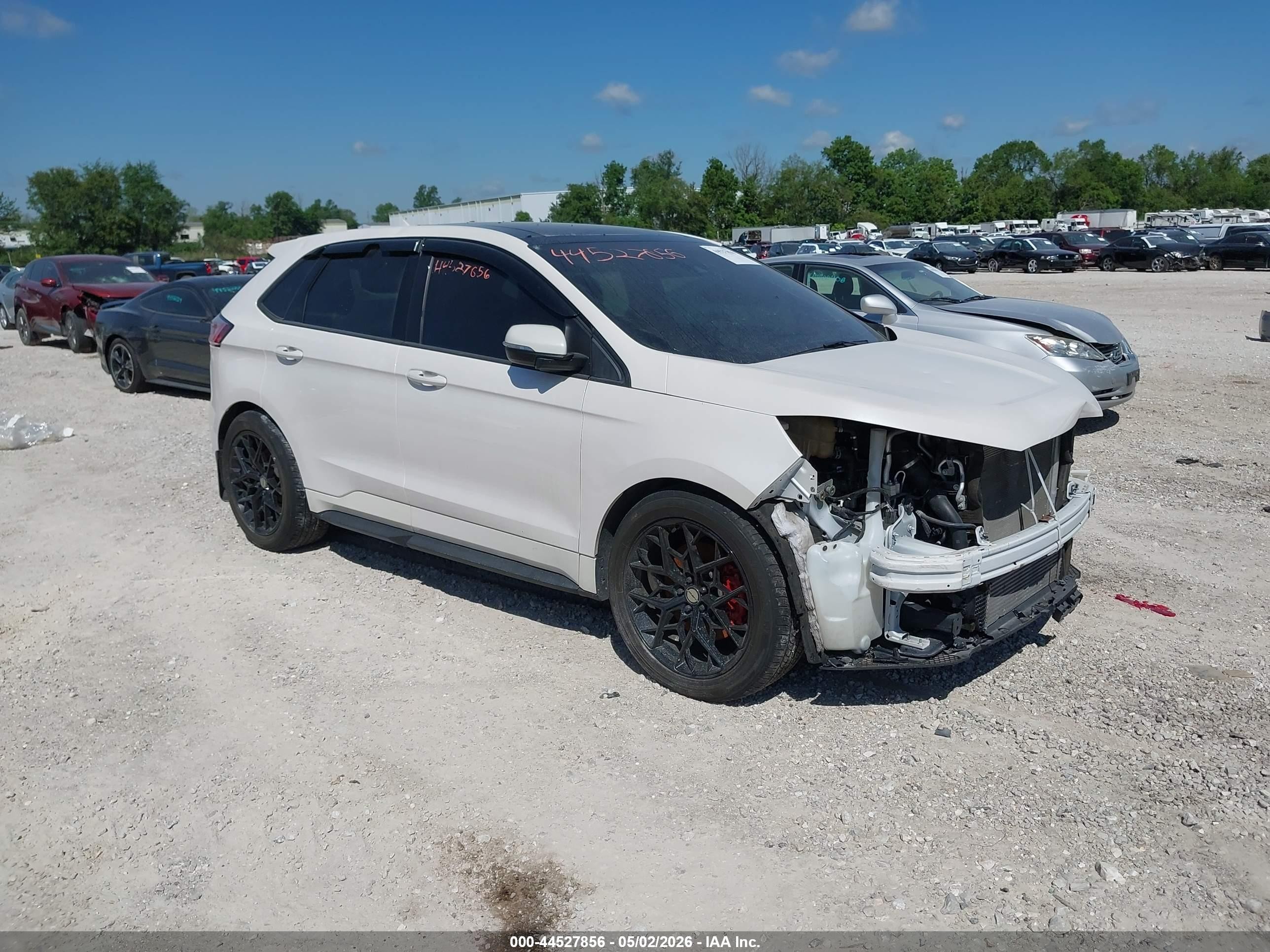 2019 Ford Edge ST, VIN 2FMPK4AP8KBB69353 — Front end