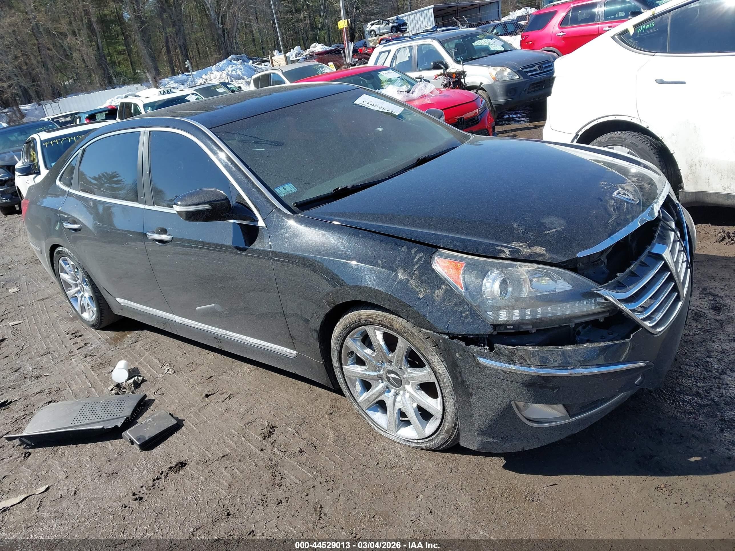 2012 Hyundai Equus Signature, VIN KMHGH4JH8CU054111 — Front end