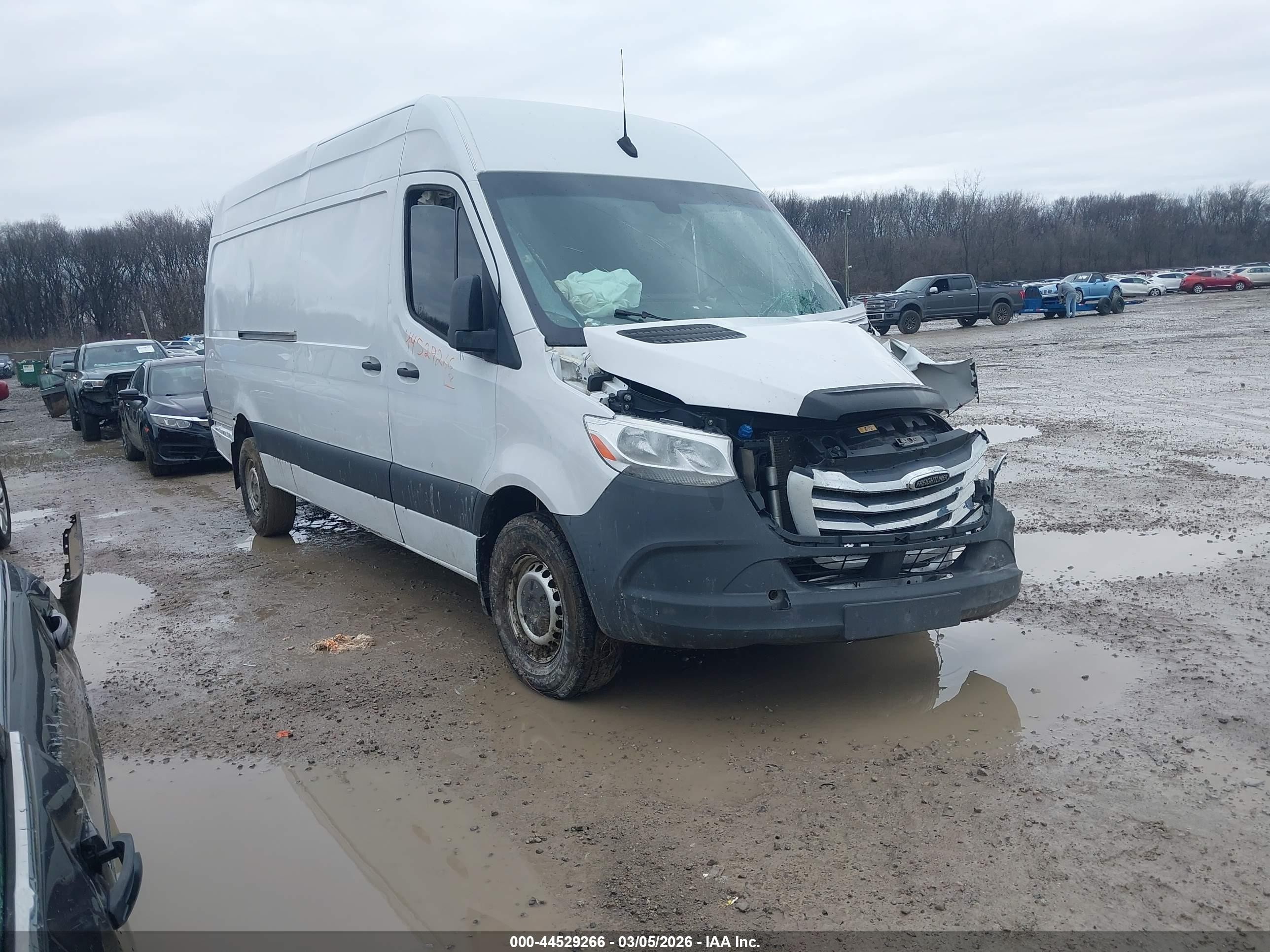 2019 Freightliner Sprinter Cargo, VIN WDYPF1CD9KT003468 — All over