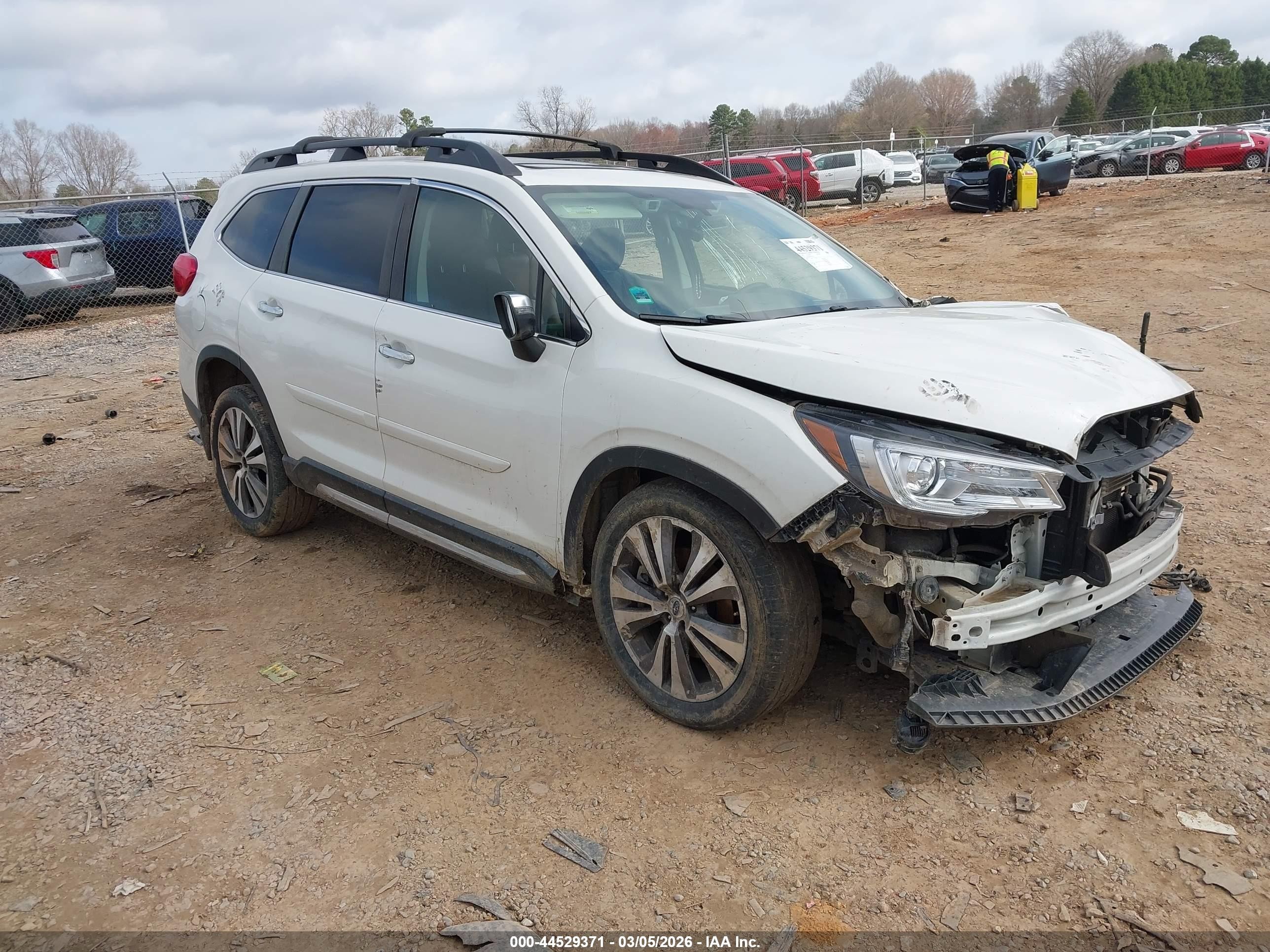 2020 Subaru Ascent Touring, VIN 4S4WMARD4L3433278 — Side