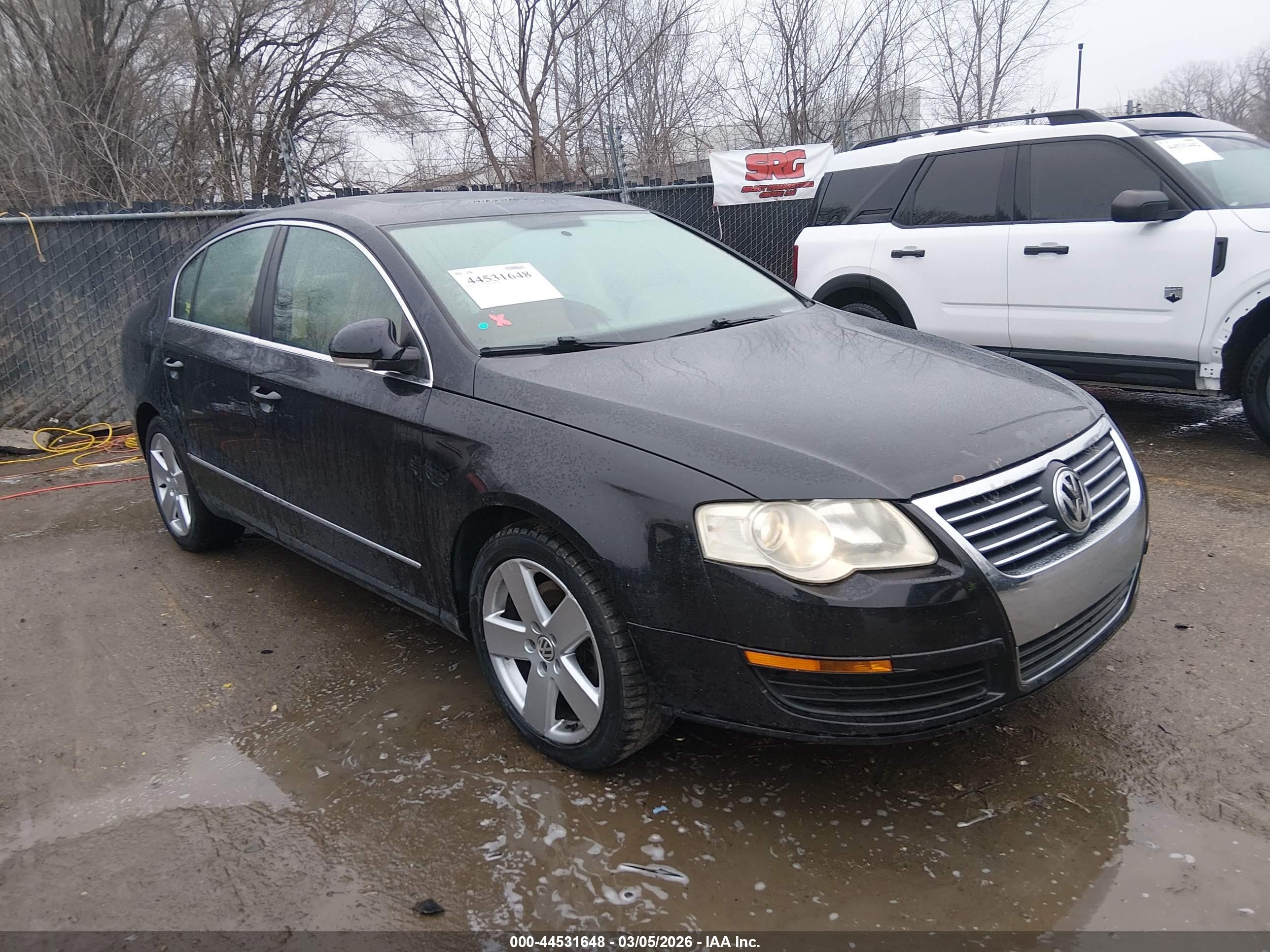 2008 Volkswagen Passat Komfort, VIN WVWAK73C18E054631 — Rear end