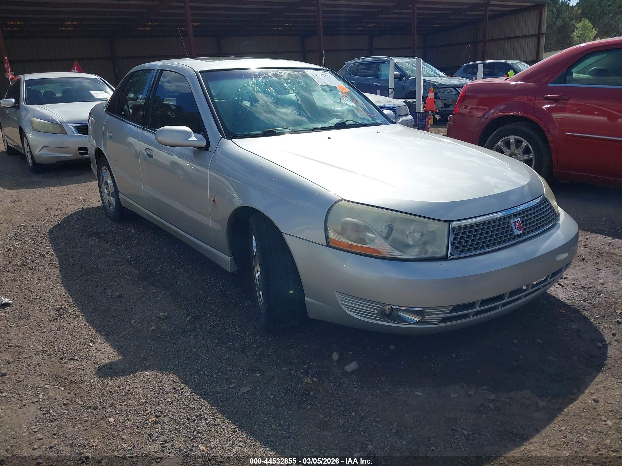 2004 Saturn L, VIN 1G8JL54RX4Y509208 — Front end