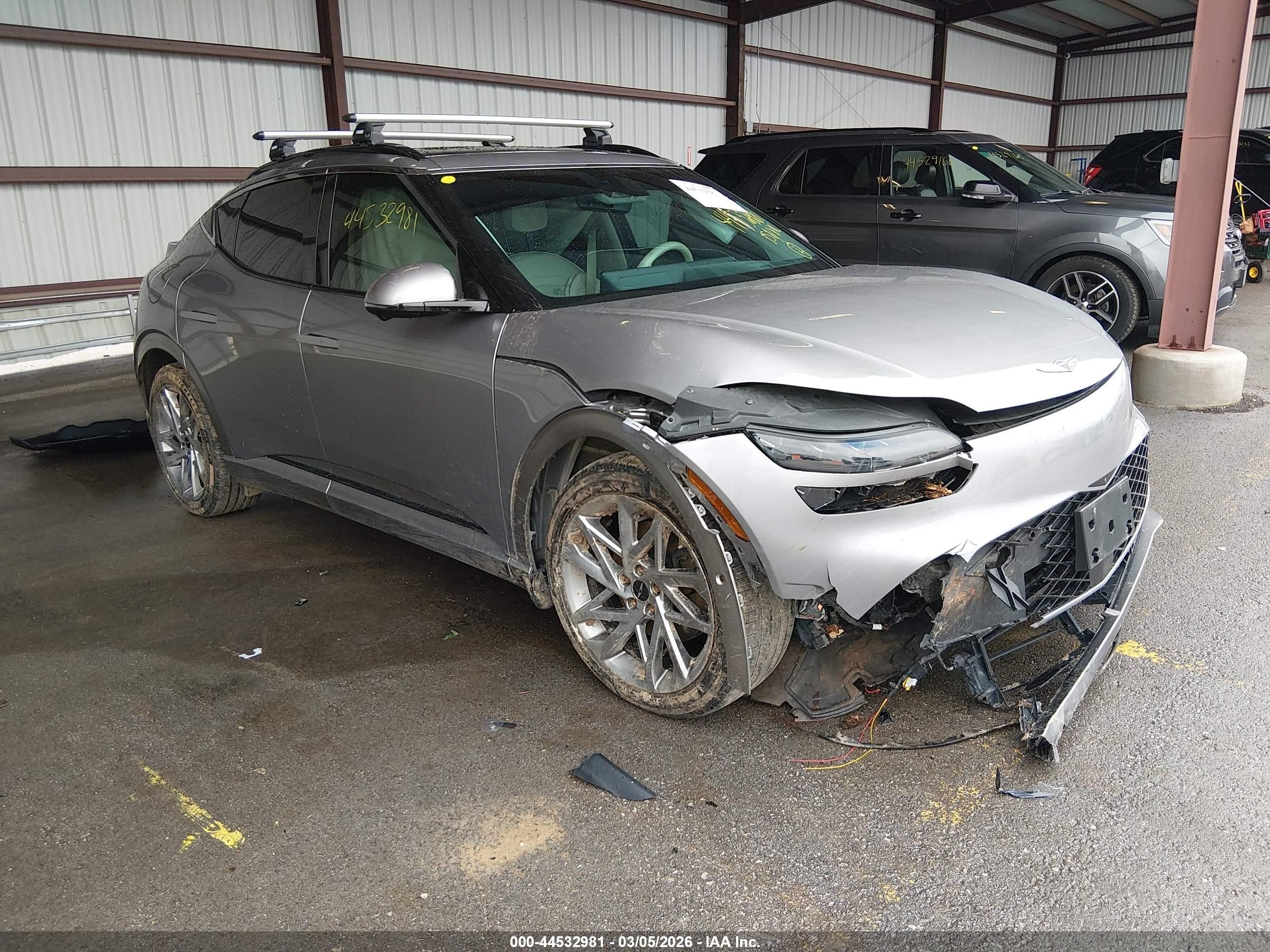 2024 Genesis GV60 Advanced, VIN KMUKCDSC3RU023970 — Front end