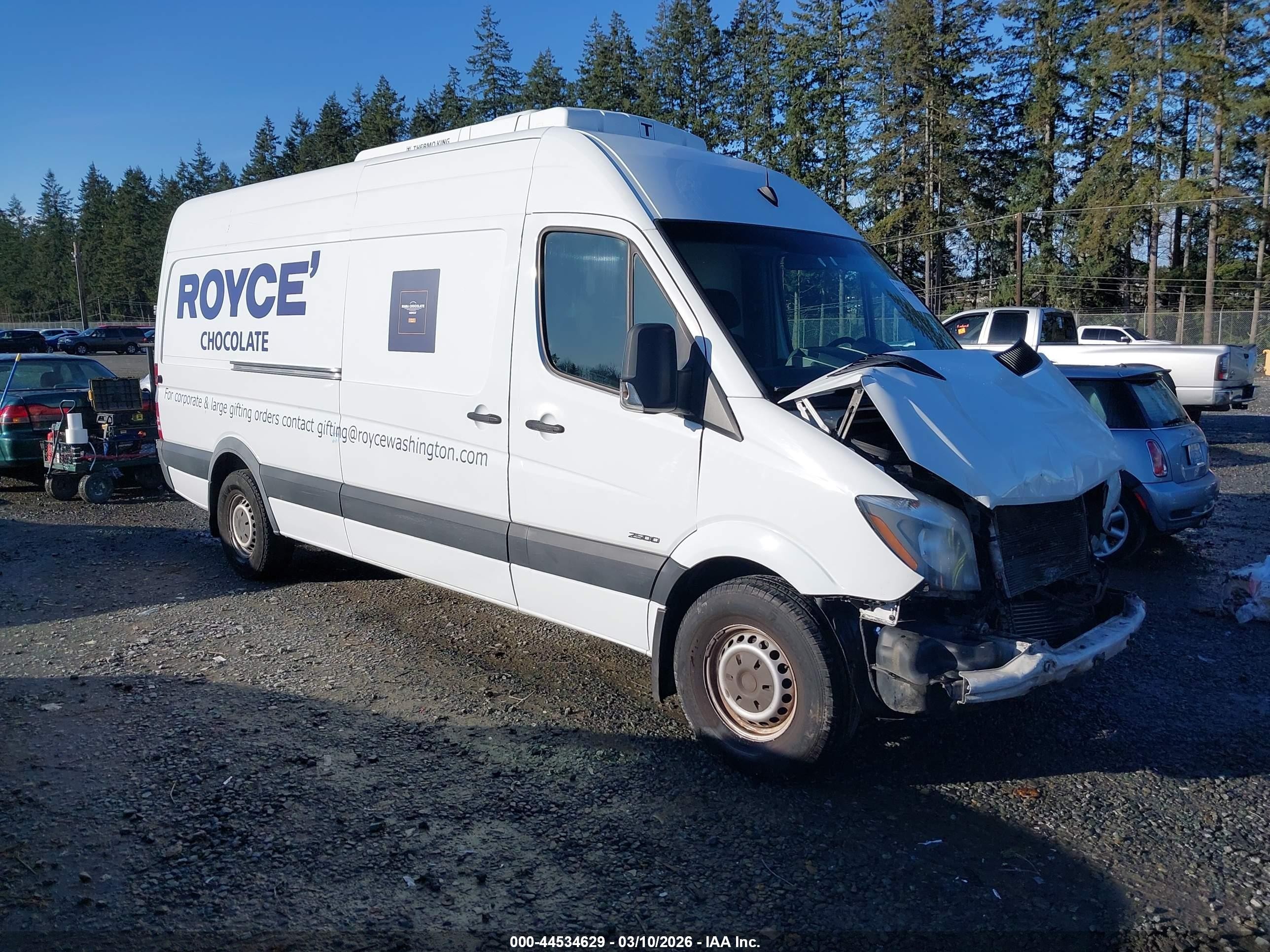 2015 Freightliner Sprinter, VIN WDYPE8CC3FP111683 — Front end