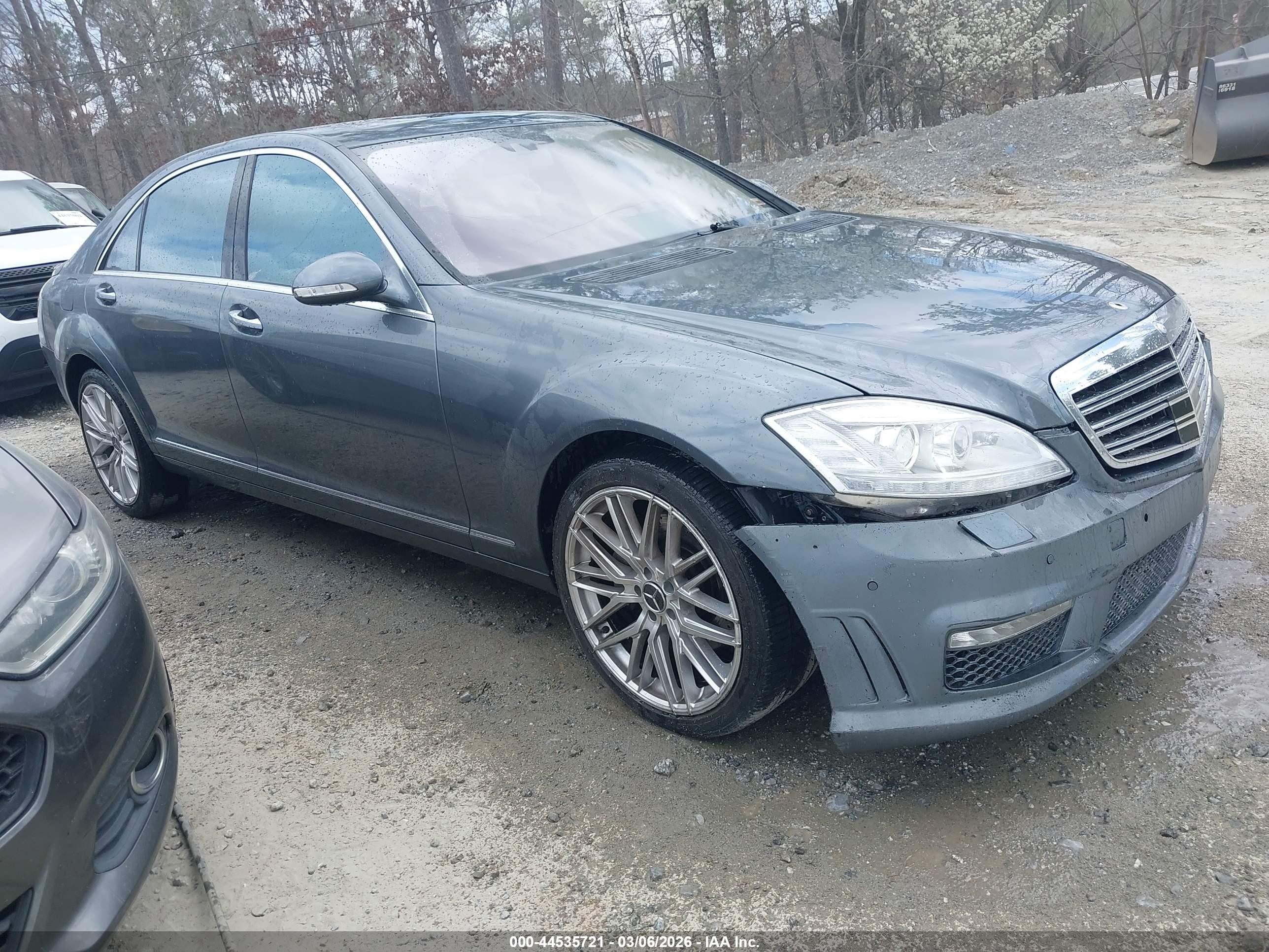 2008 Mercedes-Benz S 550, VIN WDDNG86X08A236048 — Front end